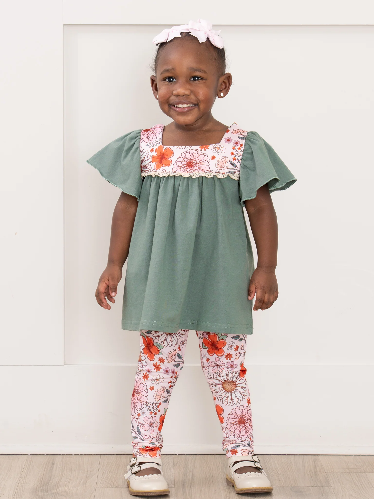 Poppy Meadow Ruffle Outfit