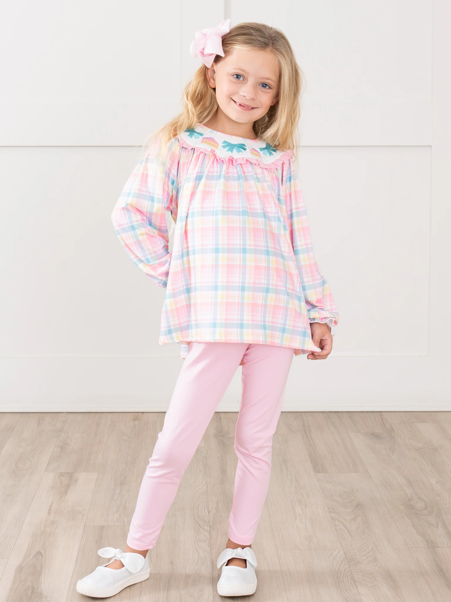 Bakes and Bows Smocked Outfit