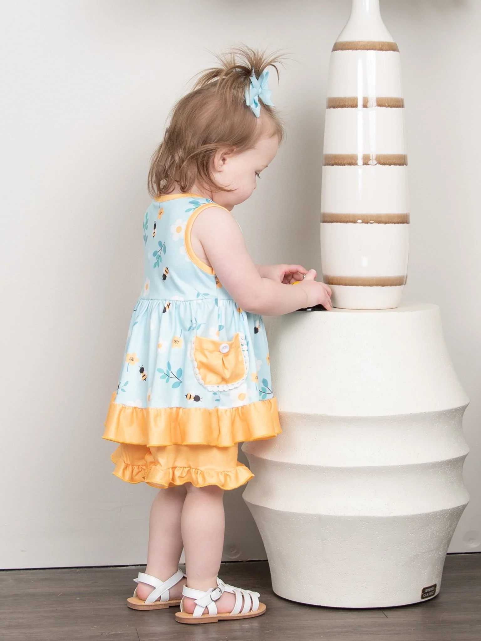 Beautiful Bees Ruffle Outfit - Image 5