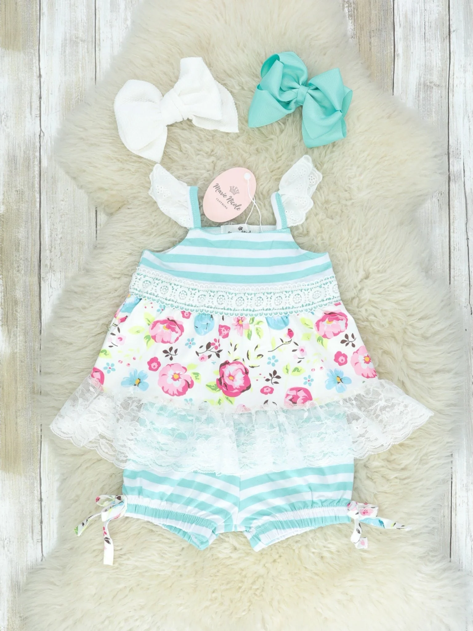 Blue Stripes, Florals, & Lace Shorts Outfit