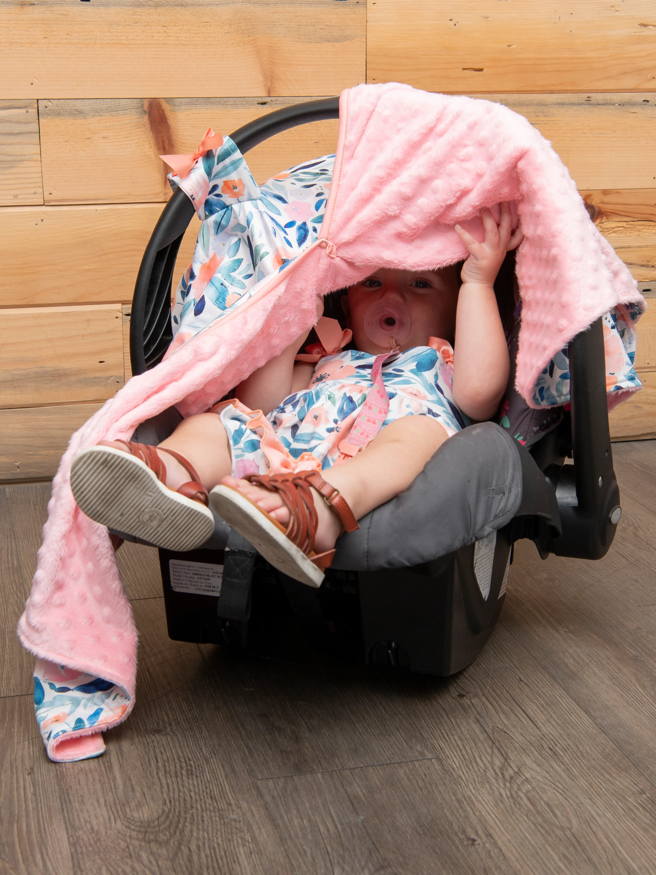 Blushing Susie Car Seat Canopy - Image 4