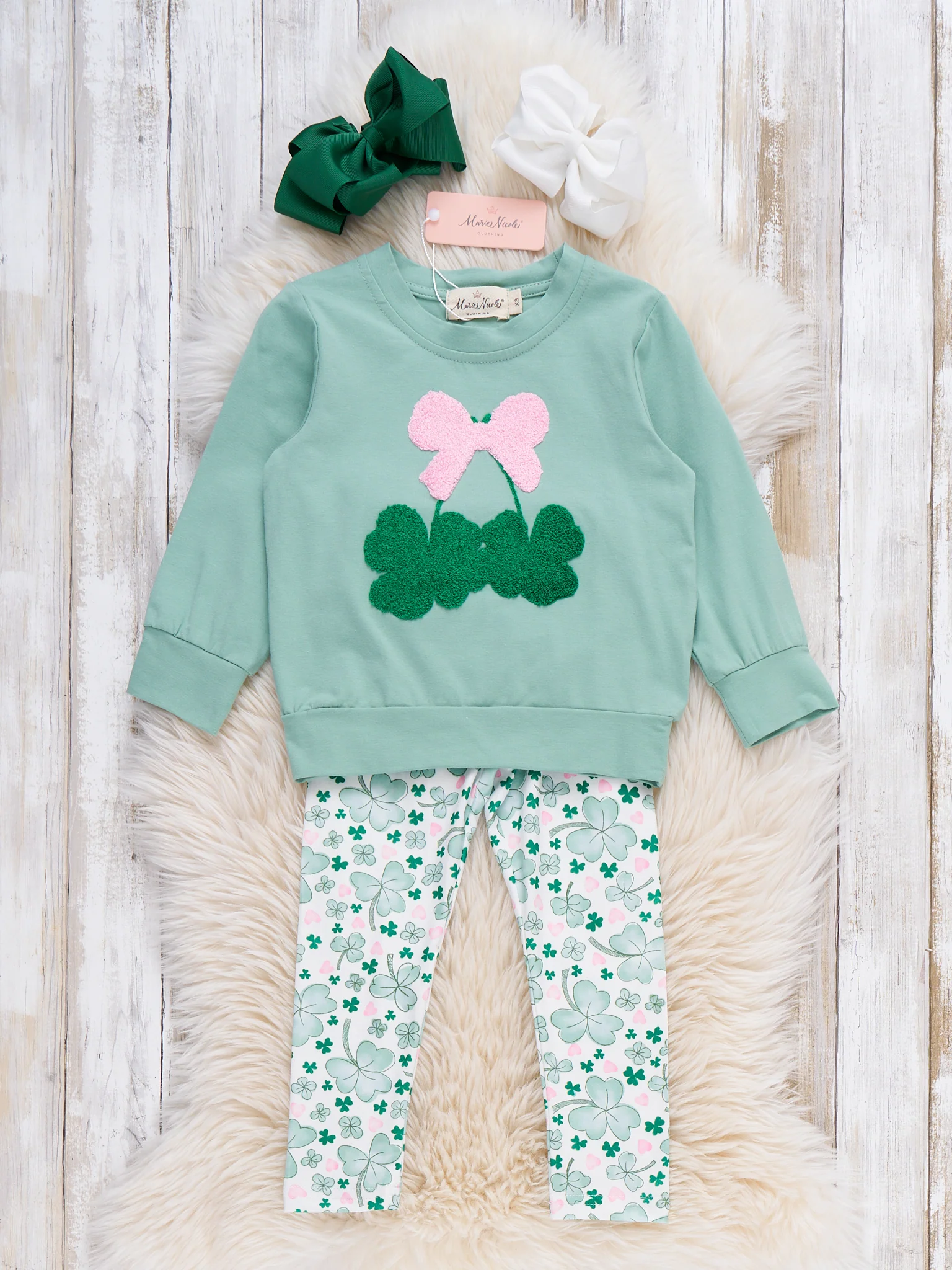 Bow Lucky Charmer Outfit
