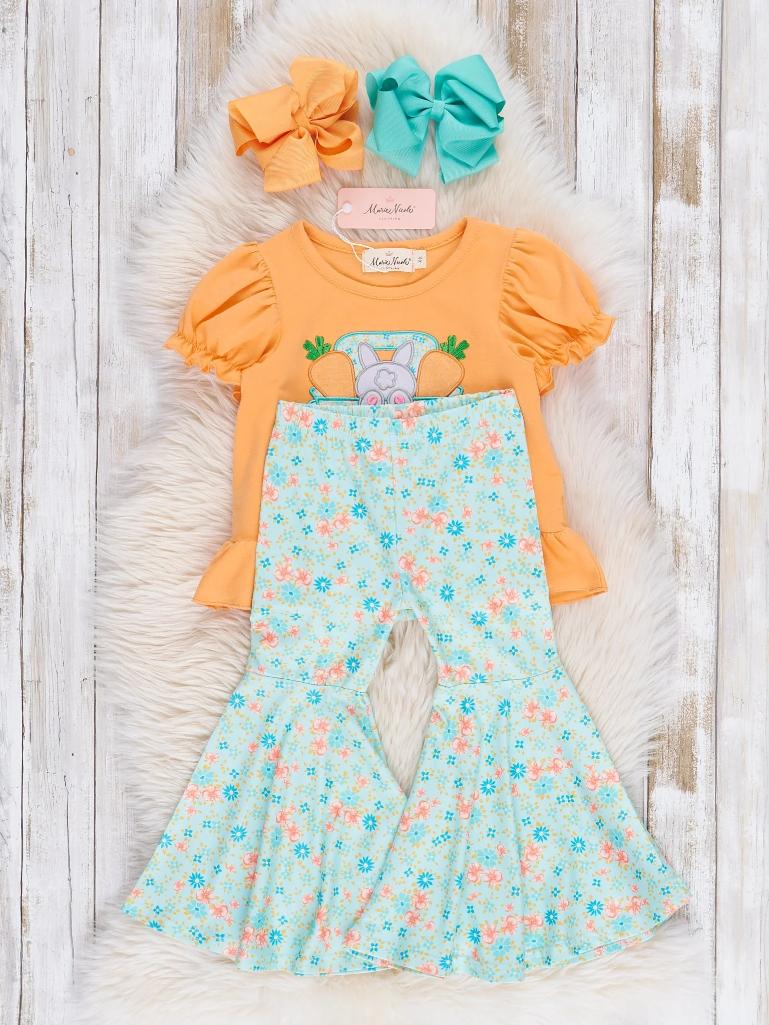 Bunny Truck Embroidered Ruffle Outfit - Image 4
