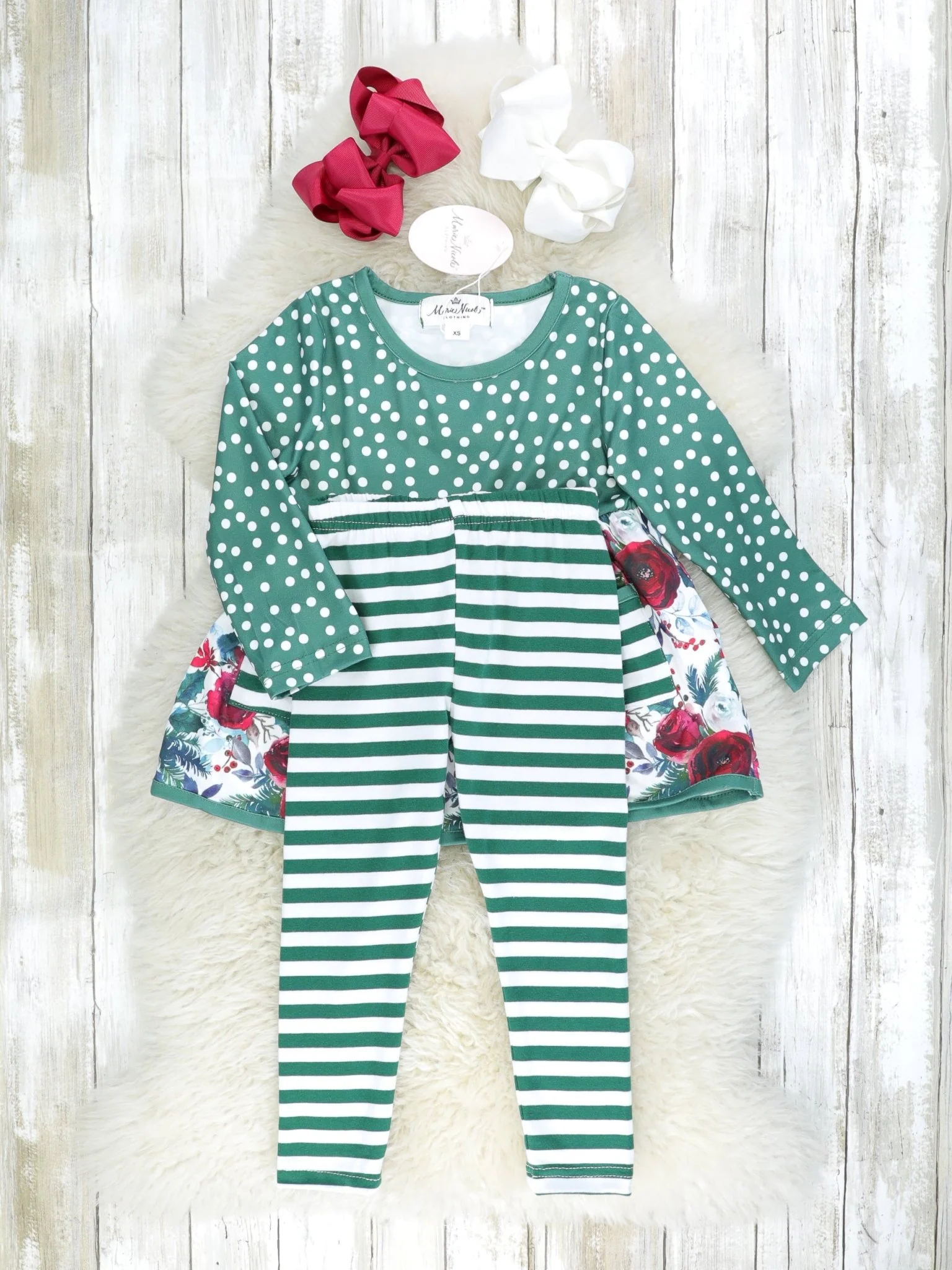 Burgundy & Forest Green Floral Outfit - Image 2