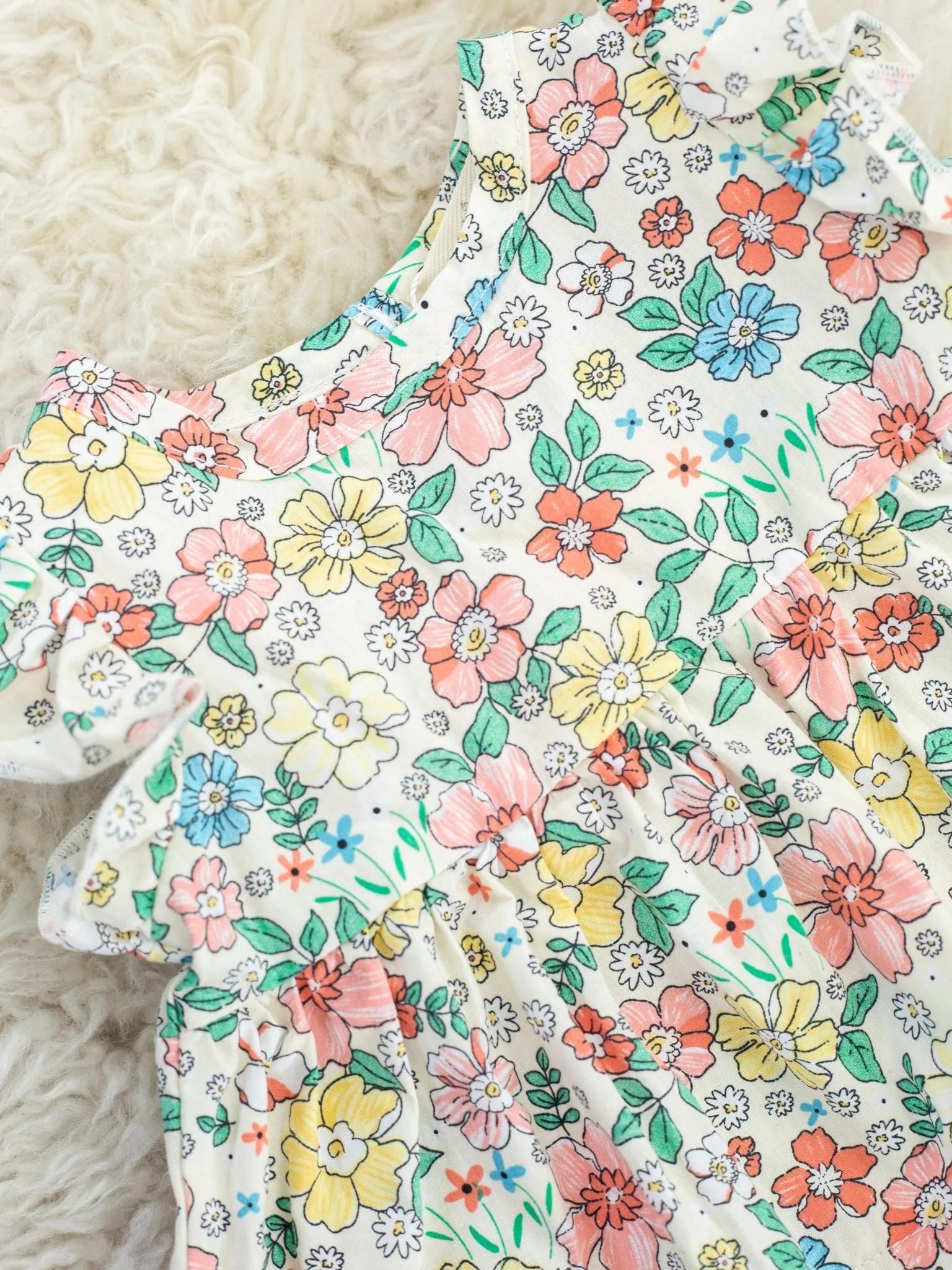 Buttercup Ruffle Tunic & Bloomers Outfit - Image 3