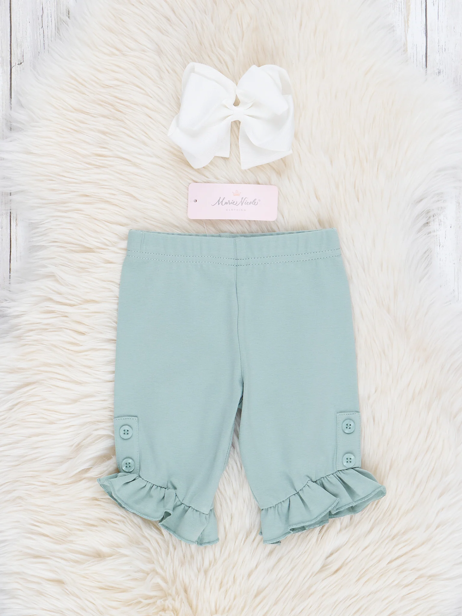 Cotton Button Ruffle Shorts - Mint