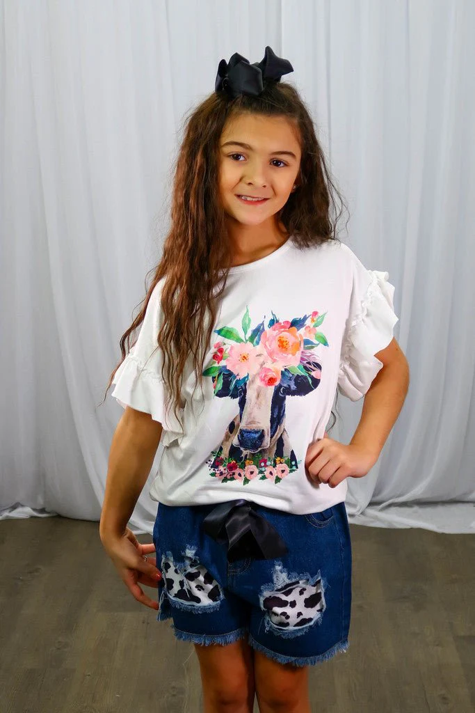 Cow Ruffle Top & Distressed Denim Outfit - Image 4