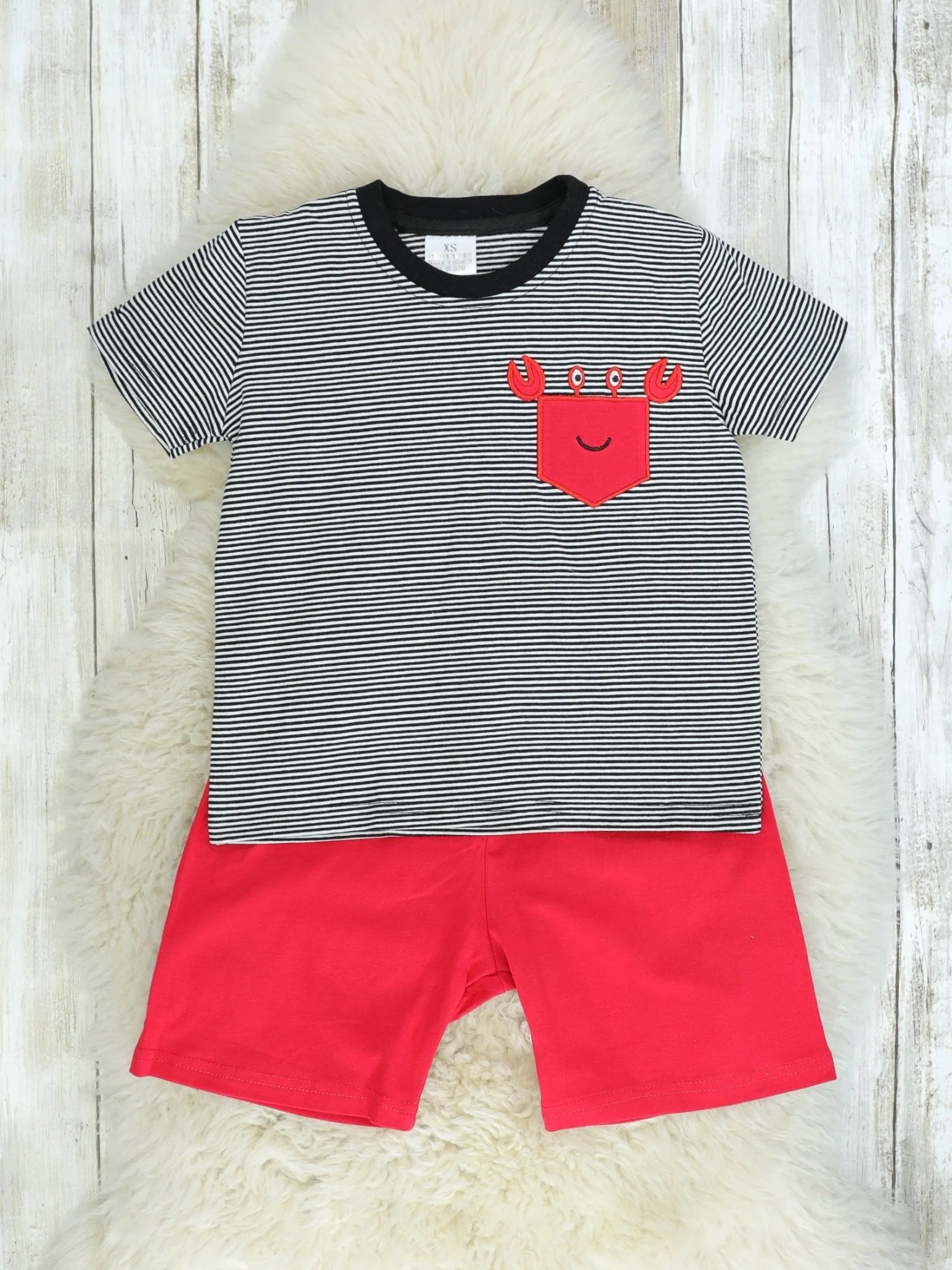 Crab Top & Shorts Outfit
