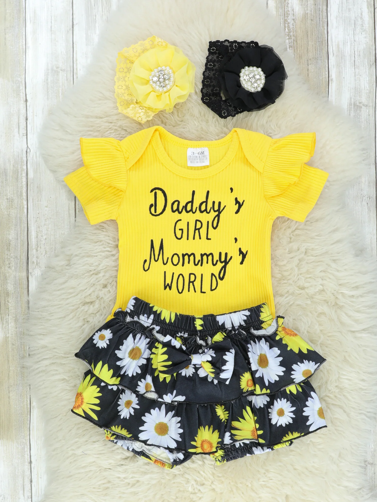 Daddy's Girl & Mommy's World Daisy Outfit