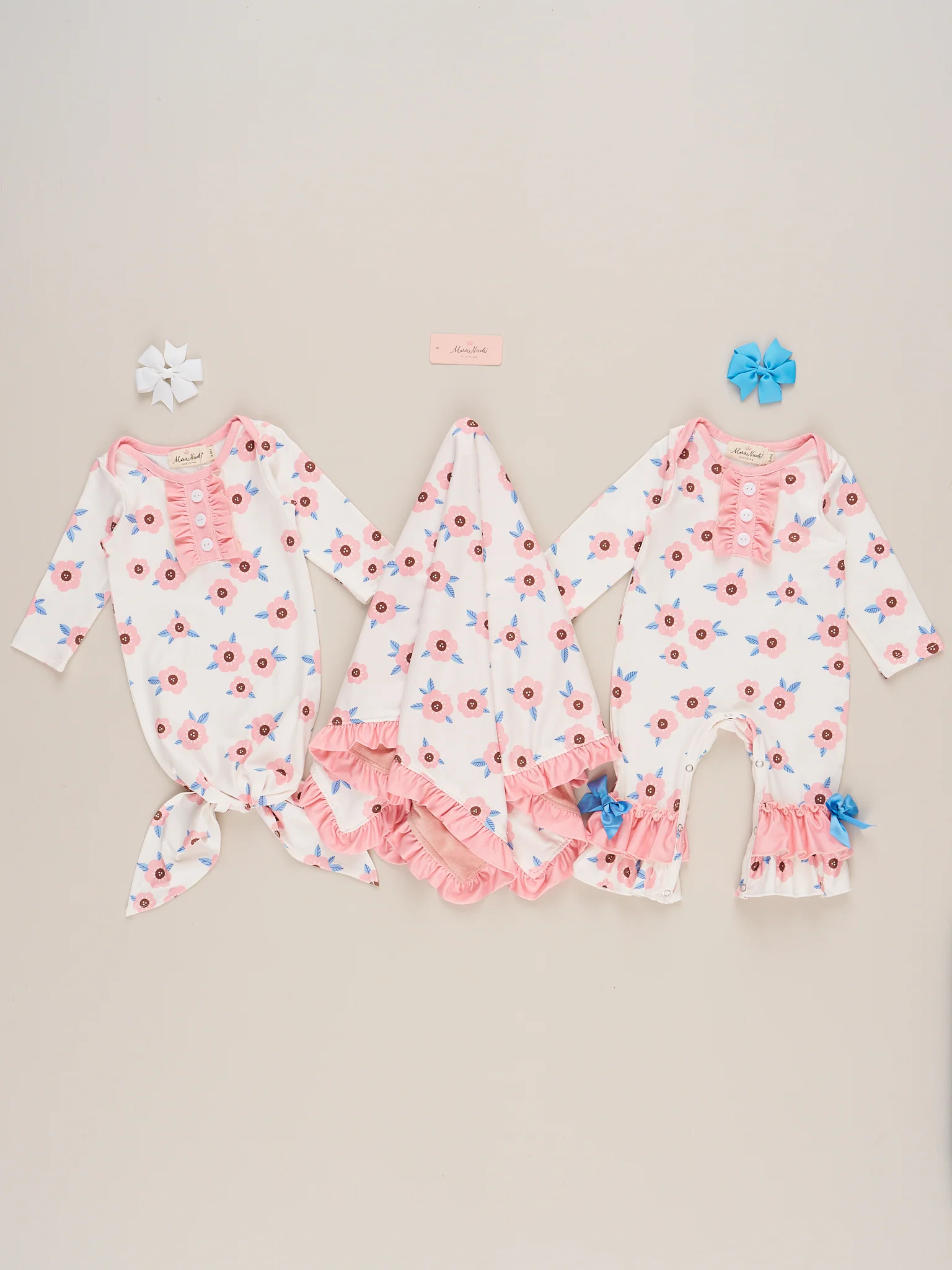 Daisy Doodle Minky Ruffle Blanket - Image 2