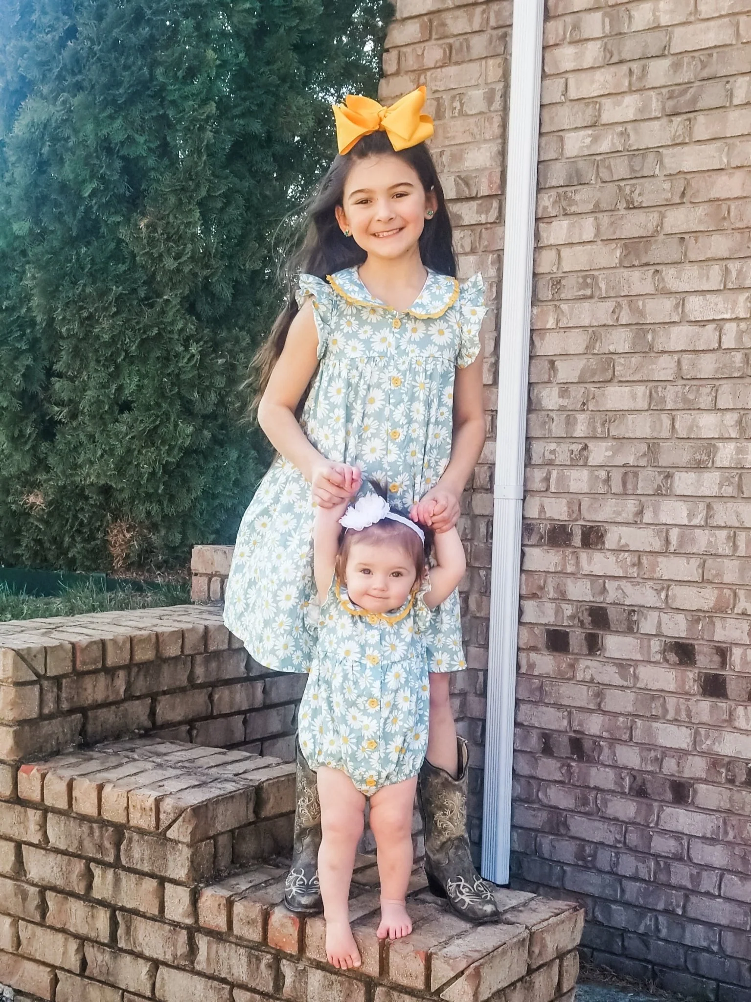 Spring Daisy Ruffle Dress - Image 4