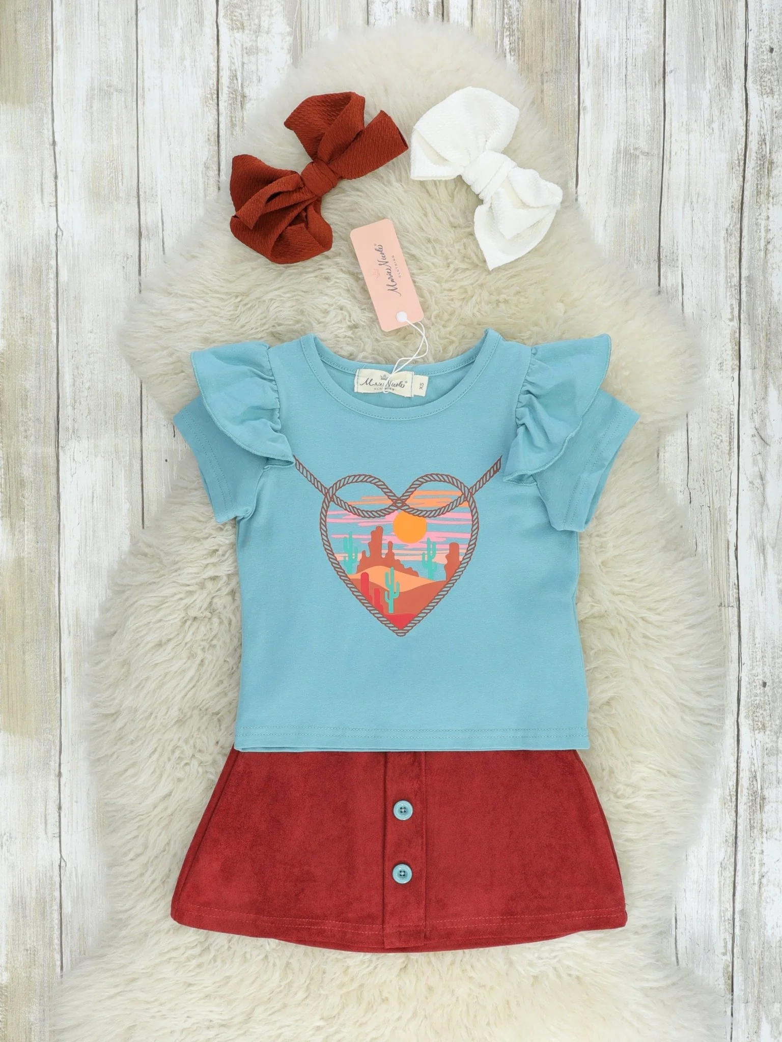 Desert Heart Skirt Ruffle Outfit