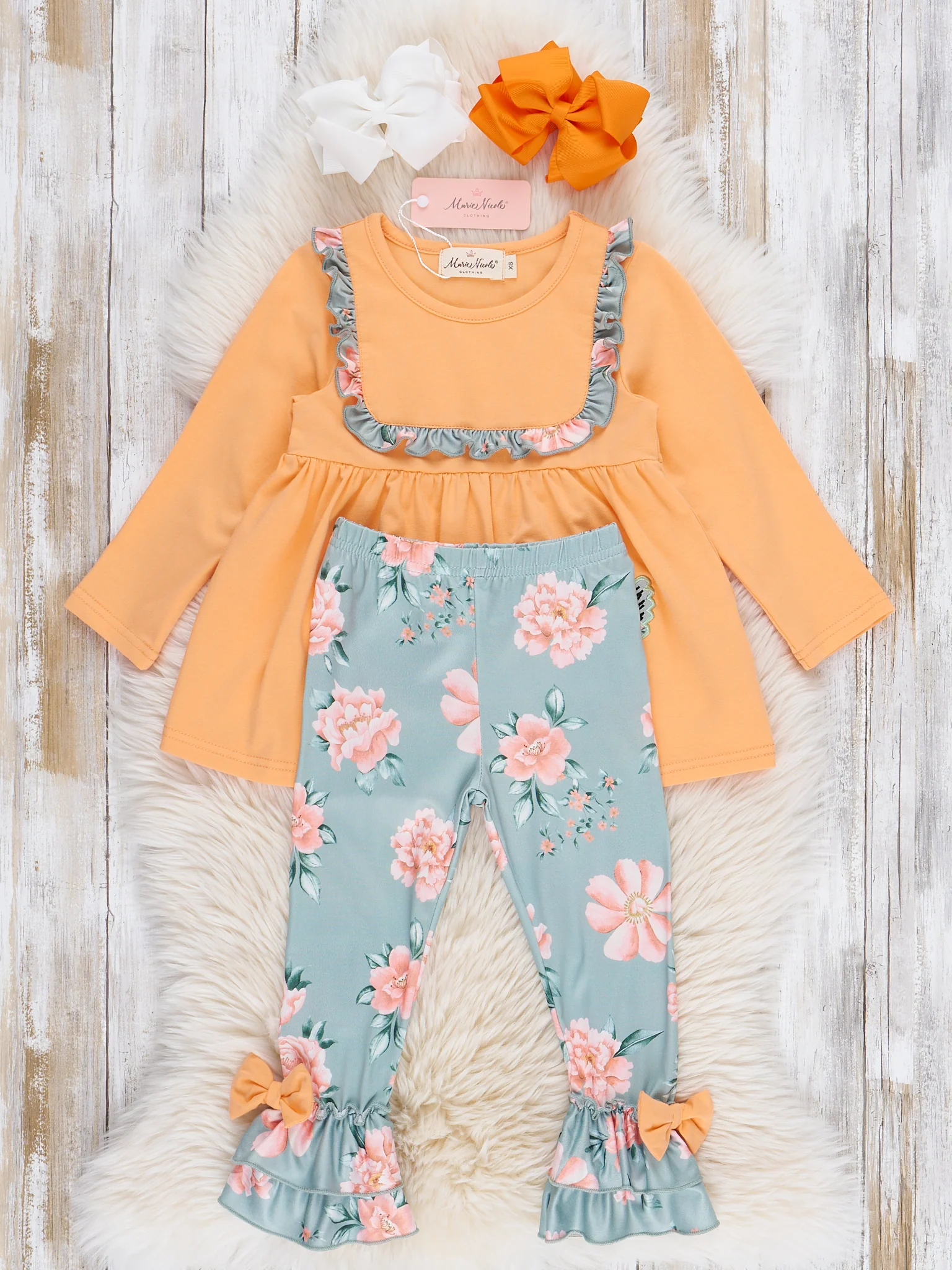 Farmhouse Floral Chick Outfit - Image 2