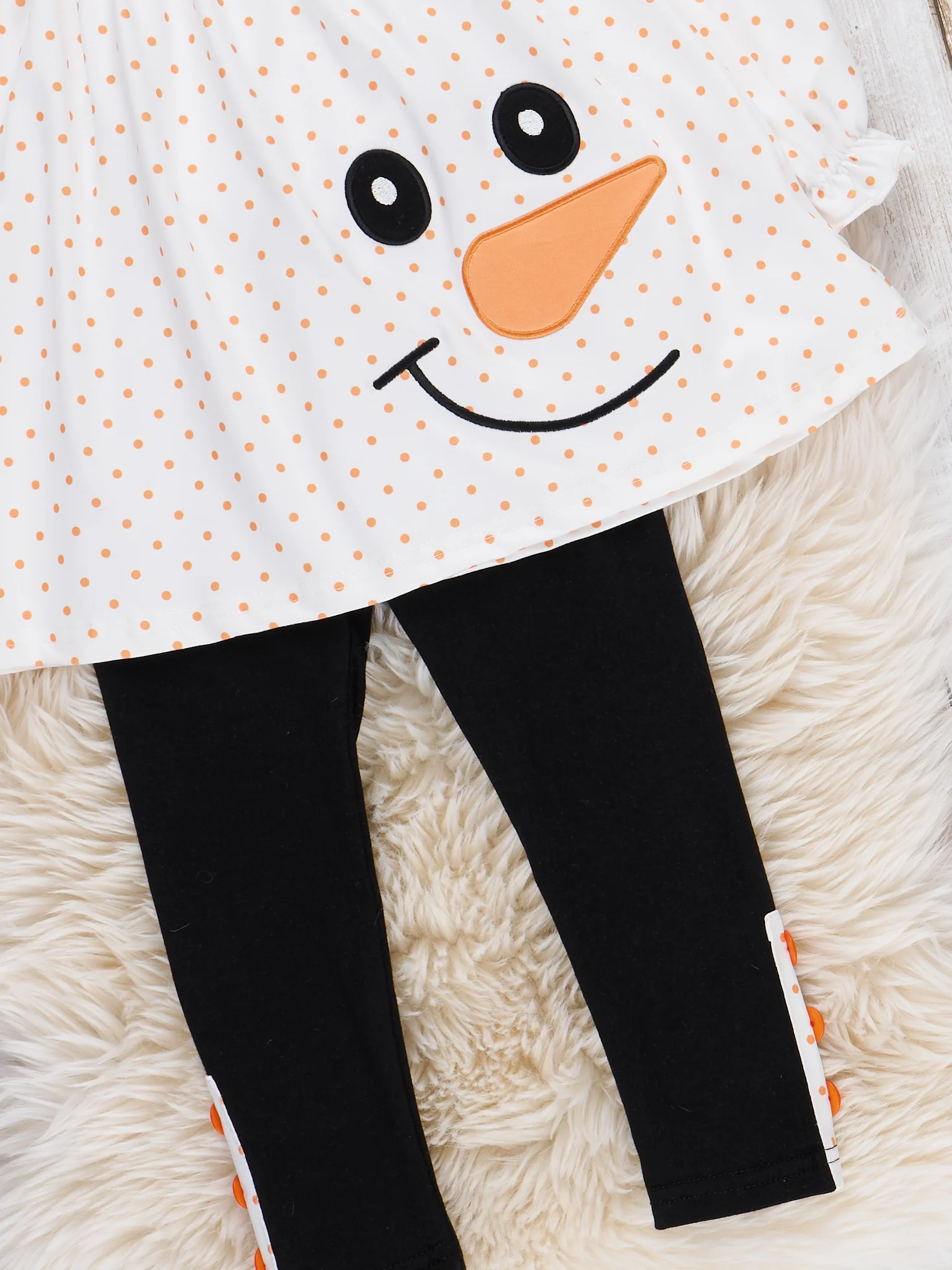 Frosty Smiles Embroidered Outfit - Image 4