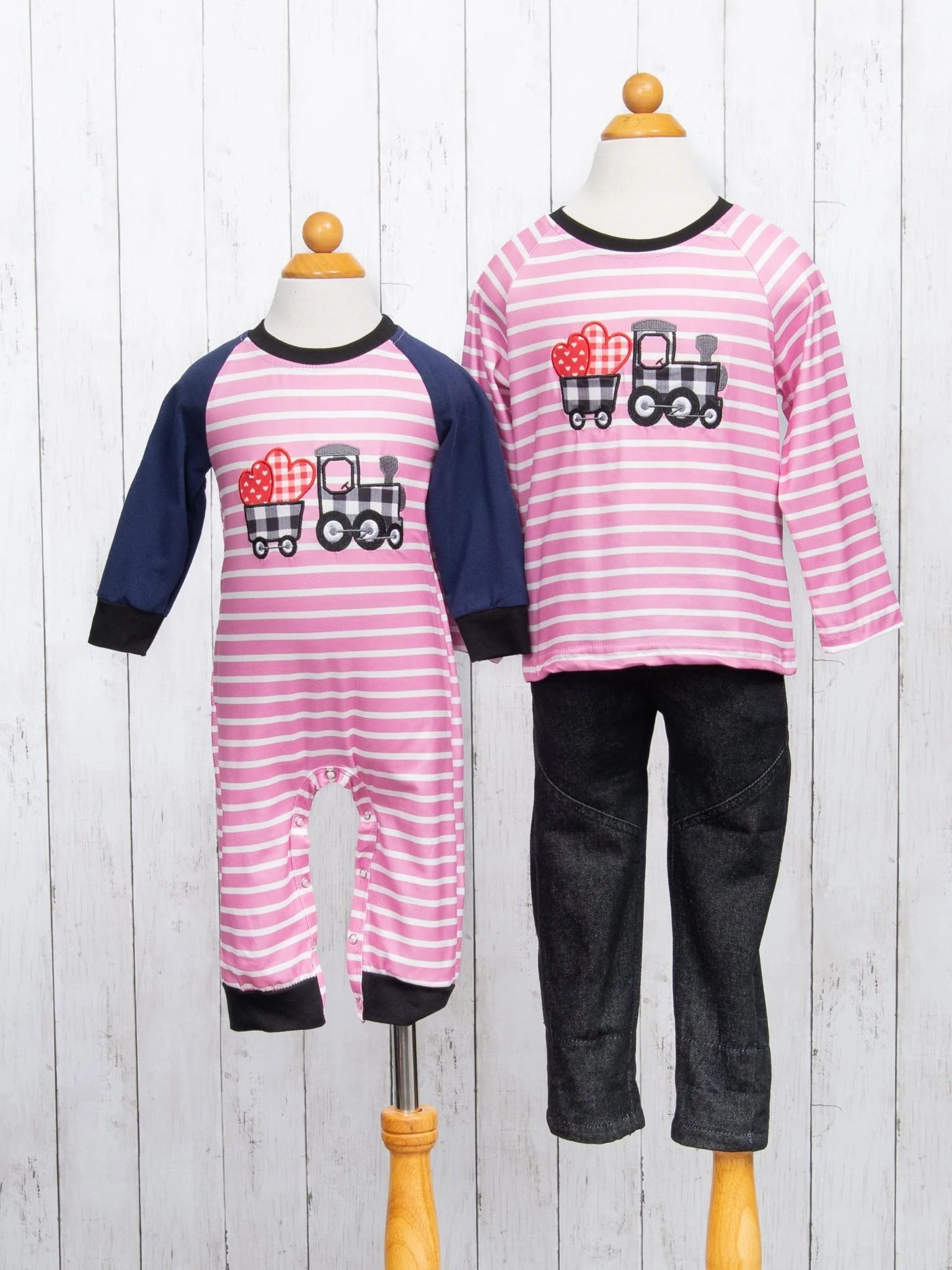 Gingham Heart Train Raglan Romper - Image 3