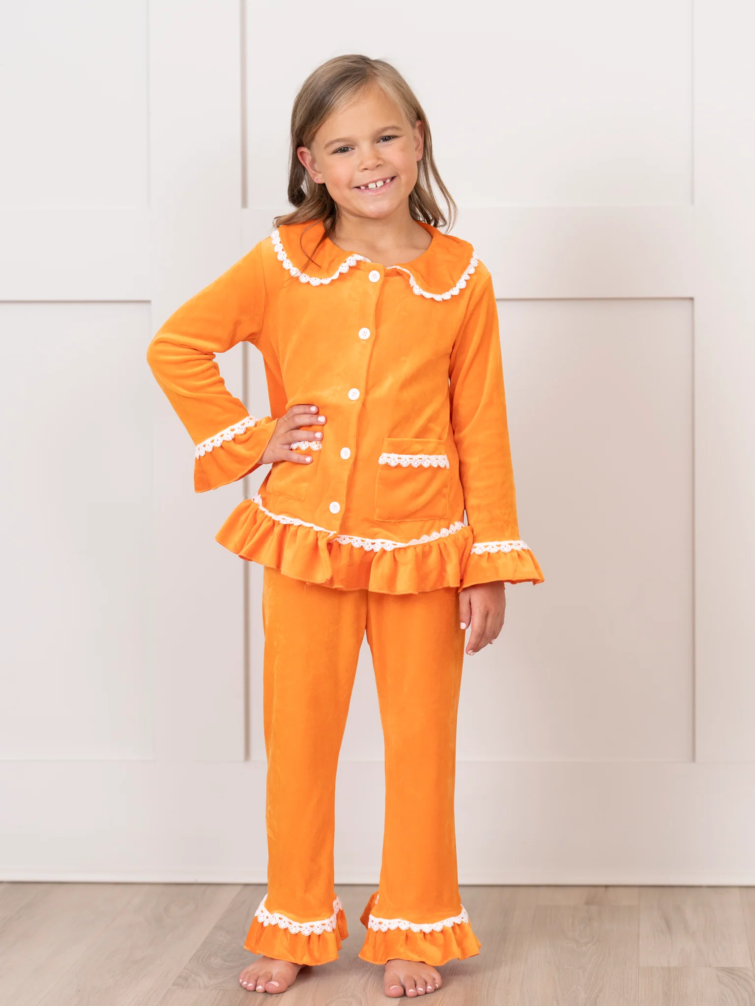 Girls' Autumn Velvet Ruffle Pajamas - Image 2