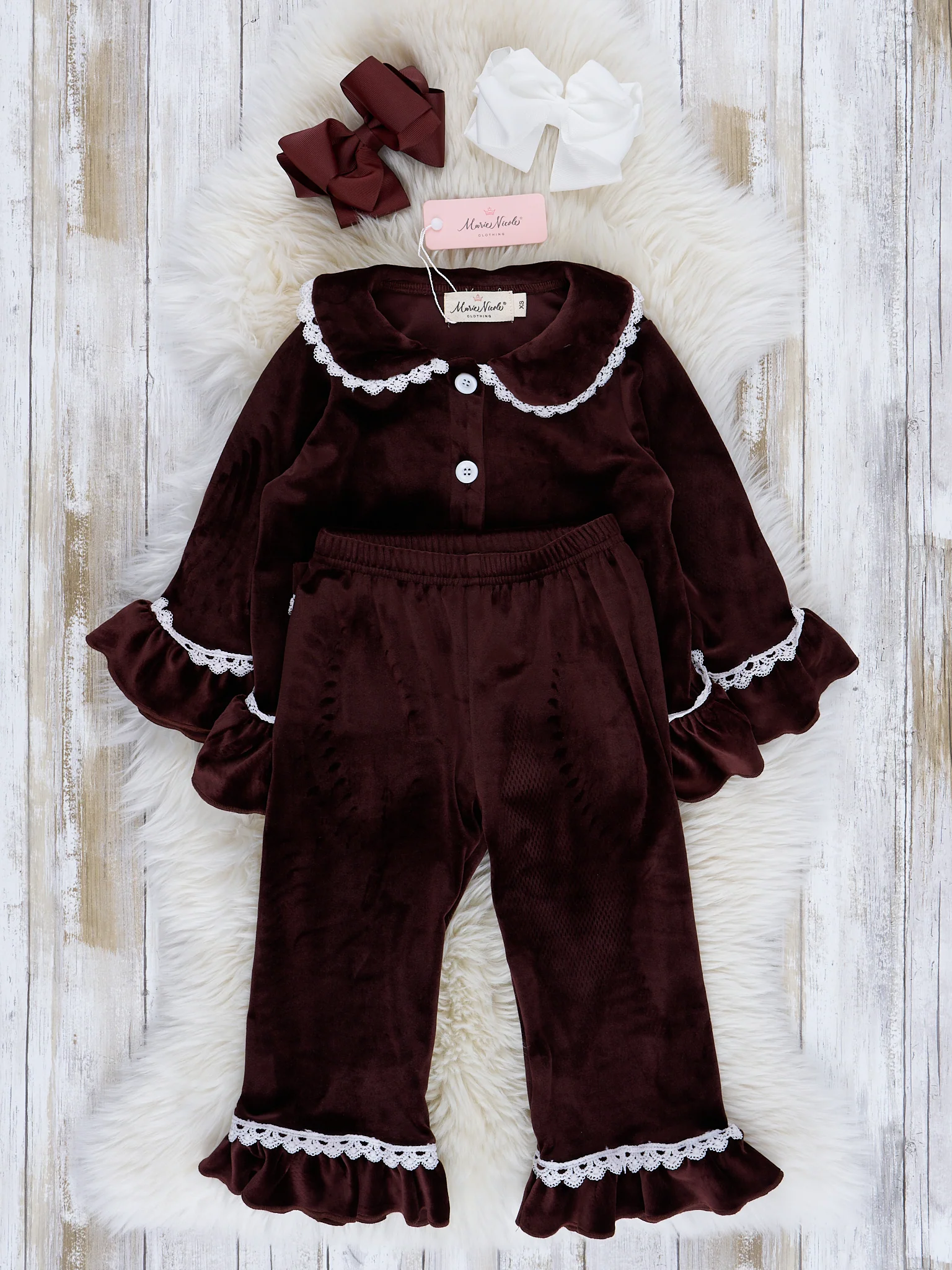 Girls' Autumn Velvet Ruffle Pajamas - Image 6
