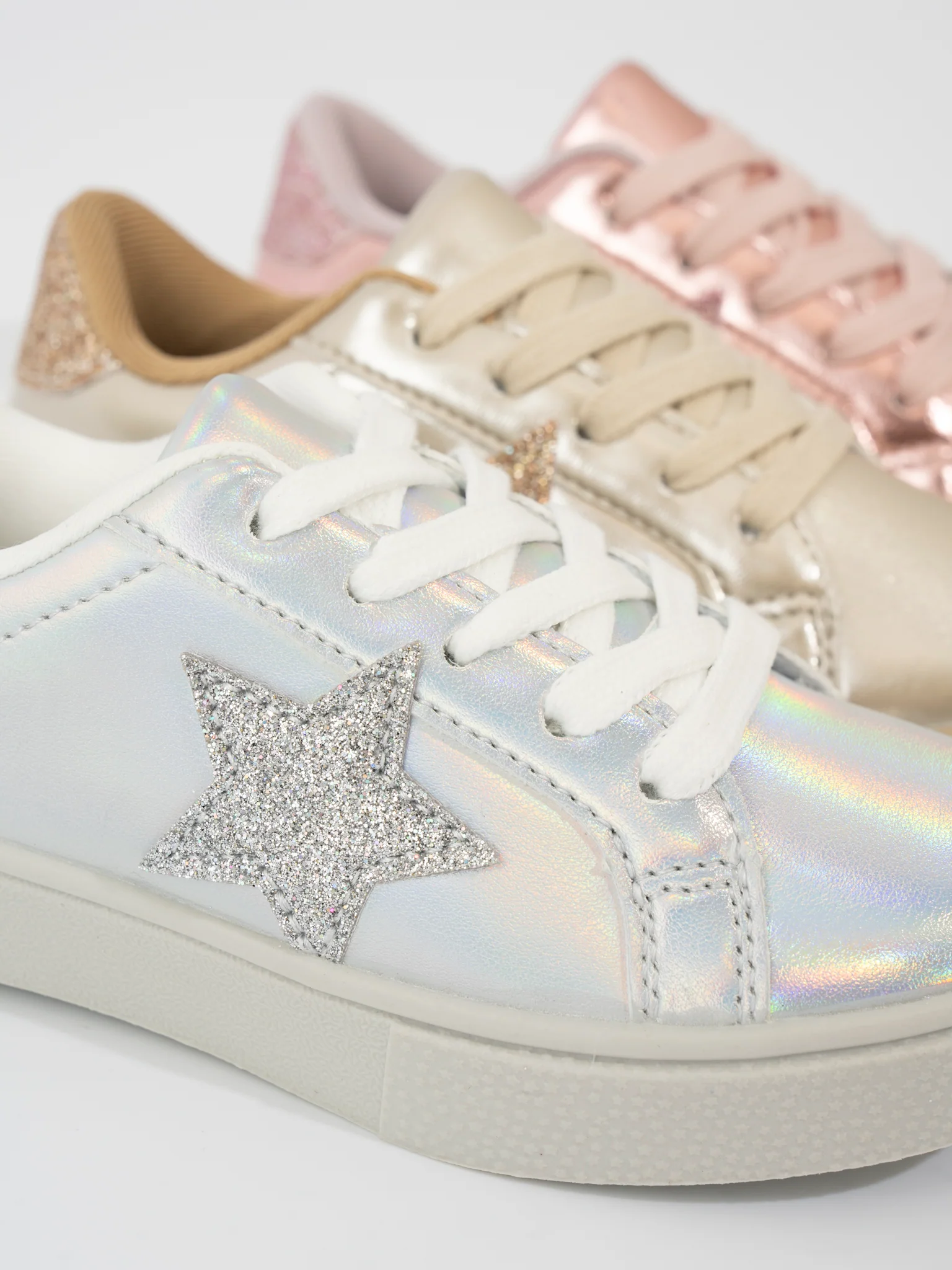 Girls' Sparkle Star Sneaker - Holographic Silver - Image 9