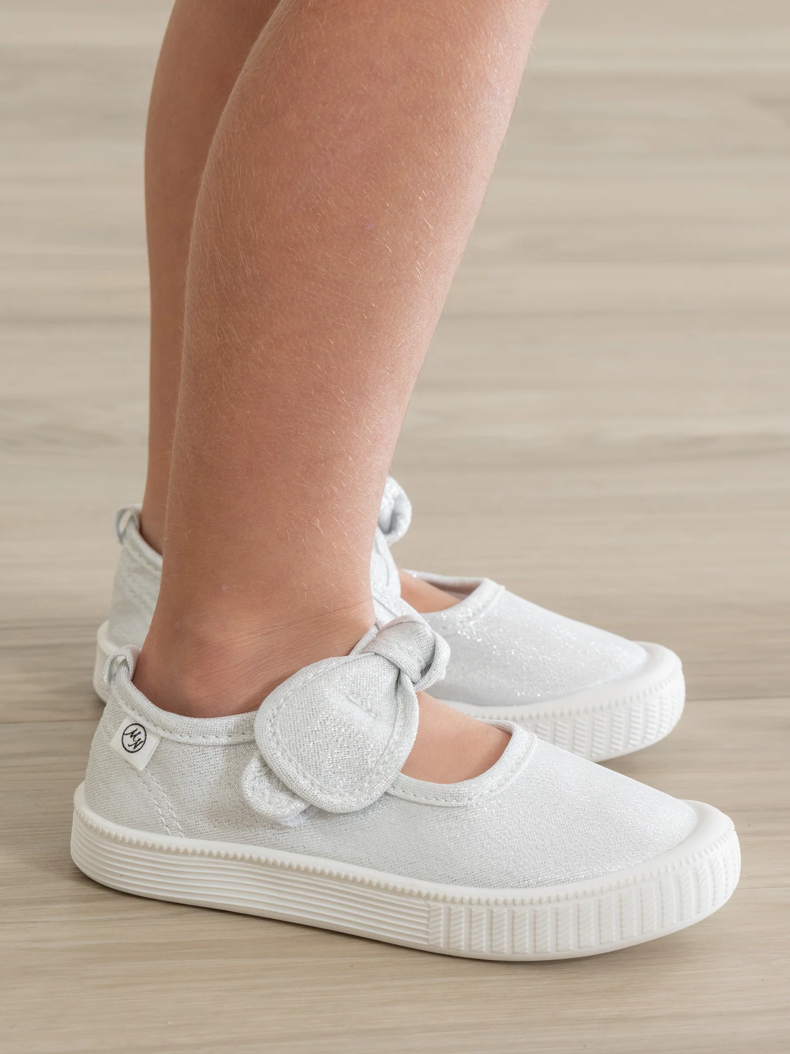 Girls' Sparkly Bow Mary Jane Sneaker - Silver Glitter