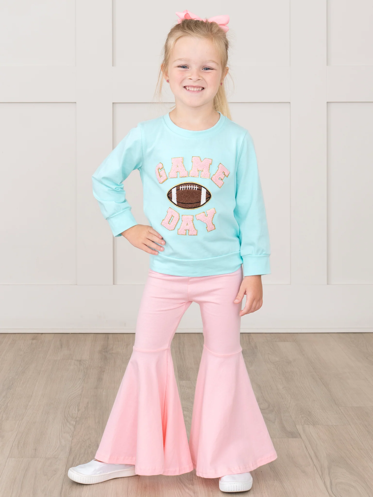 Gorgeous on Game Day Outfit