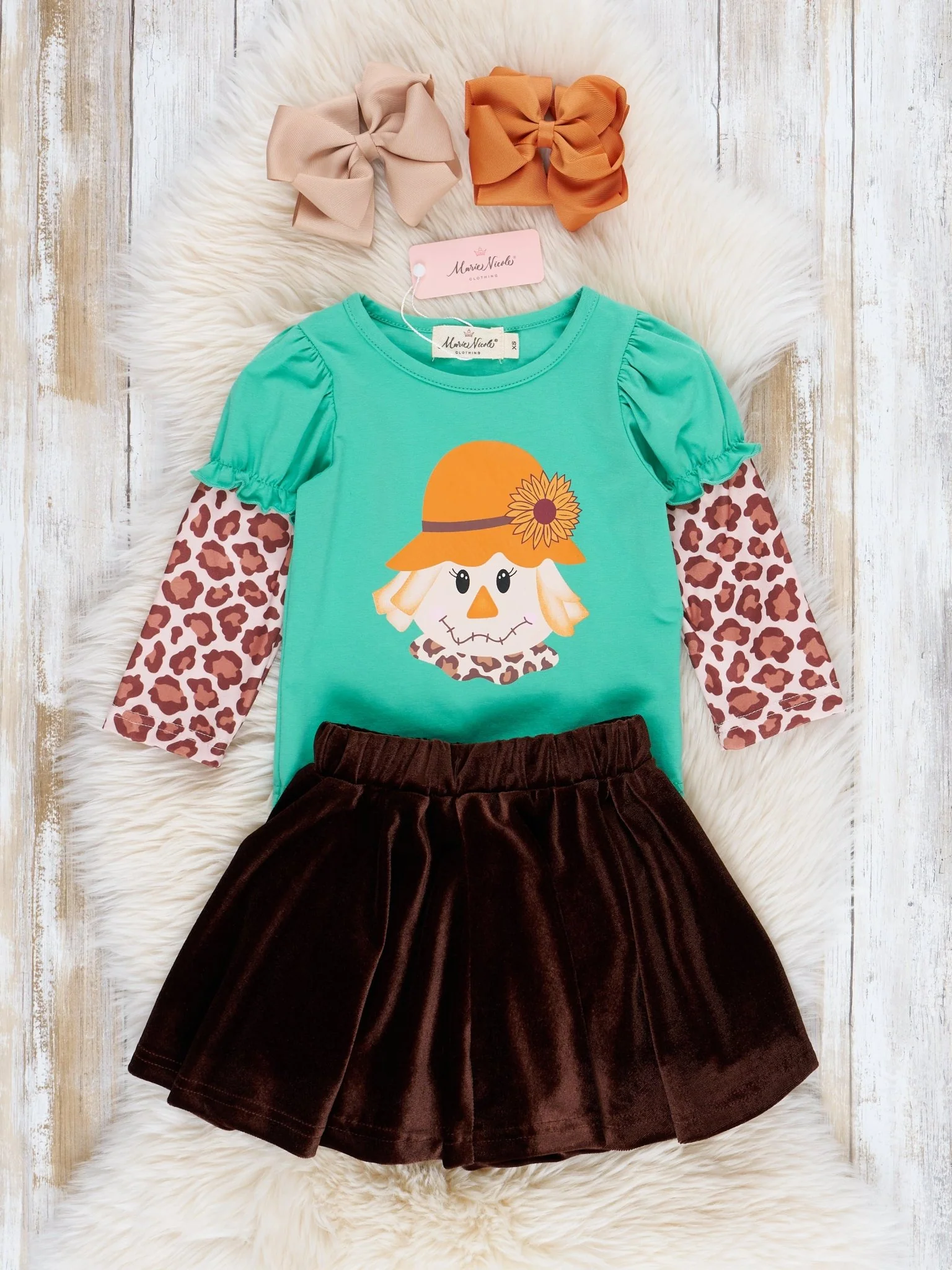 Green & Leopard Scarecrow Velvet Skirt Set - Image 3
