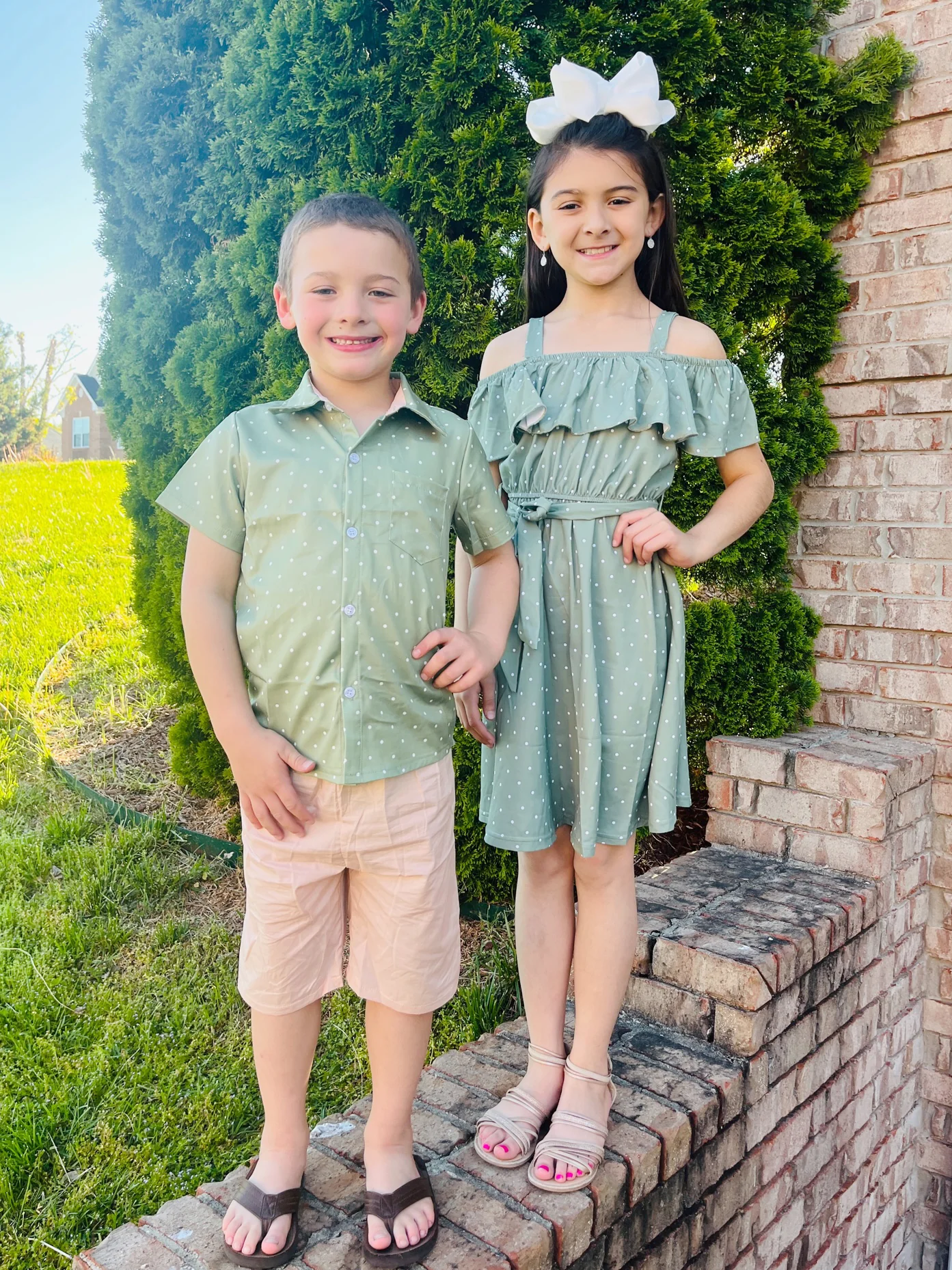Green Polka Dot Polo Outfit - Image 3