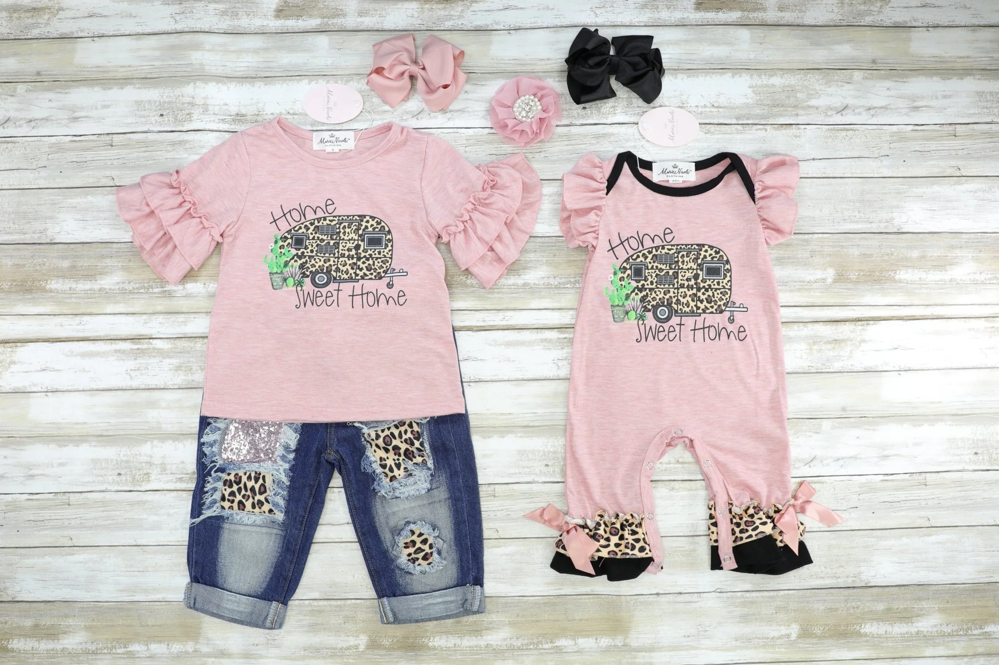 "Home Sweet Home" Ruffle Top & Distressed Denim Outfit - Image 3