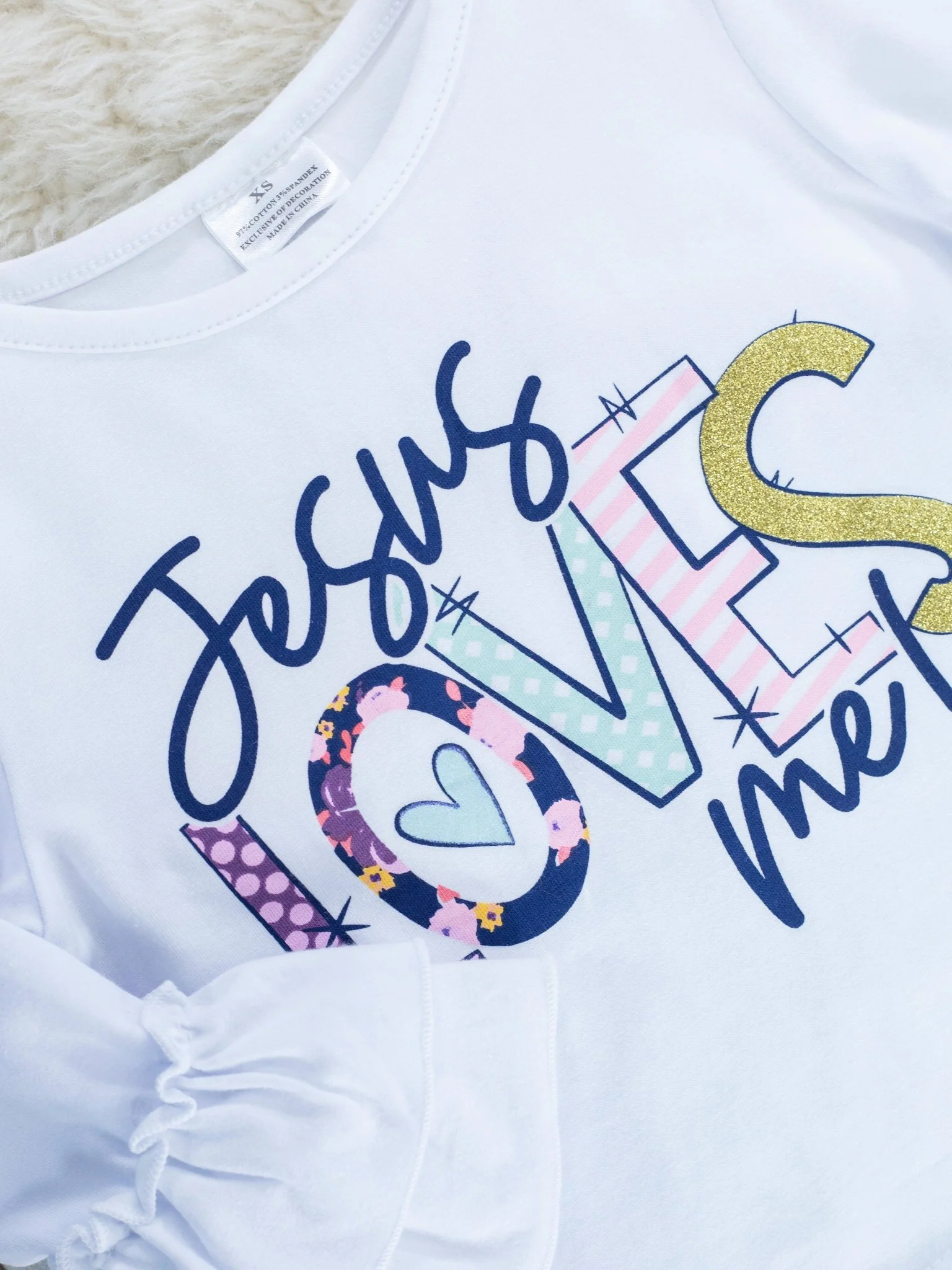 "Jesus Loves Me" Ruffle Top & Floral Pants Outfit - Image 3
