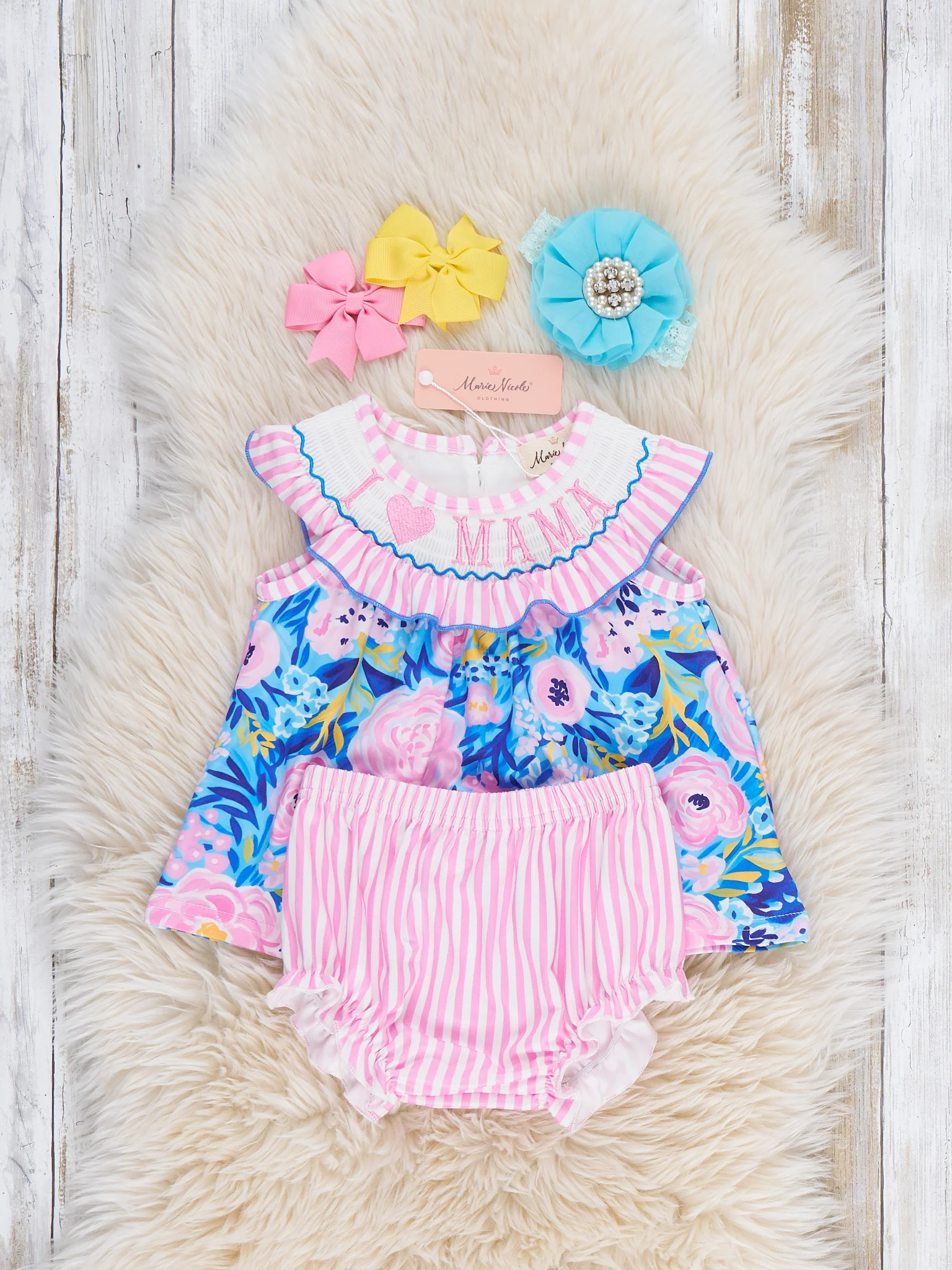 Mama Love Garden Smocked Bloomers Outfit - Image 3