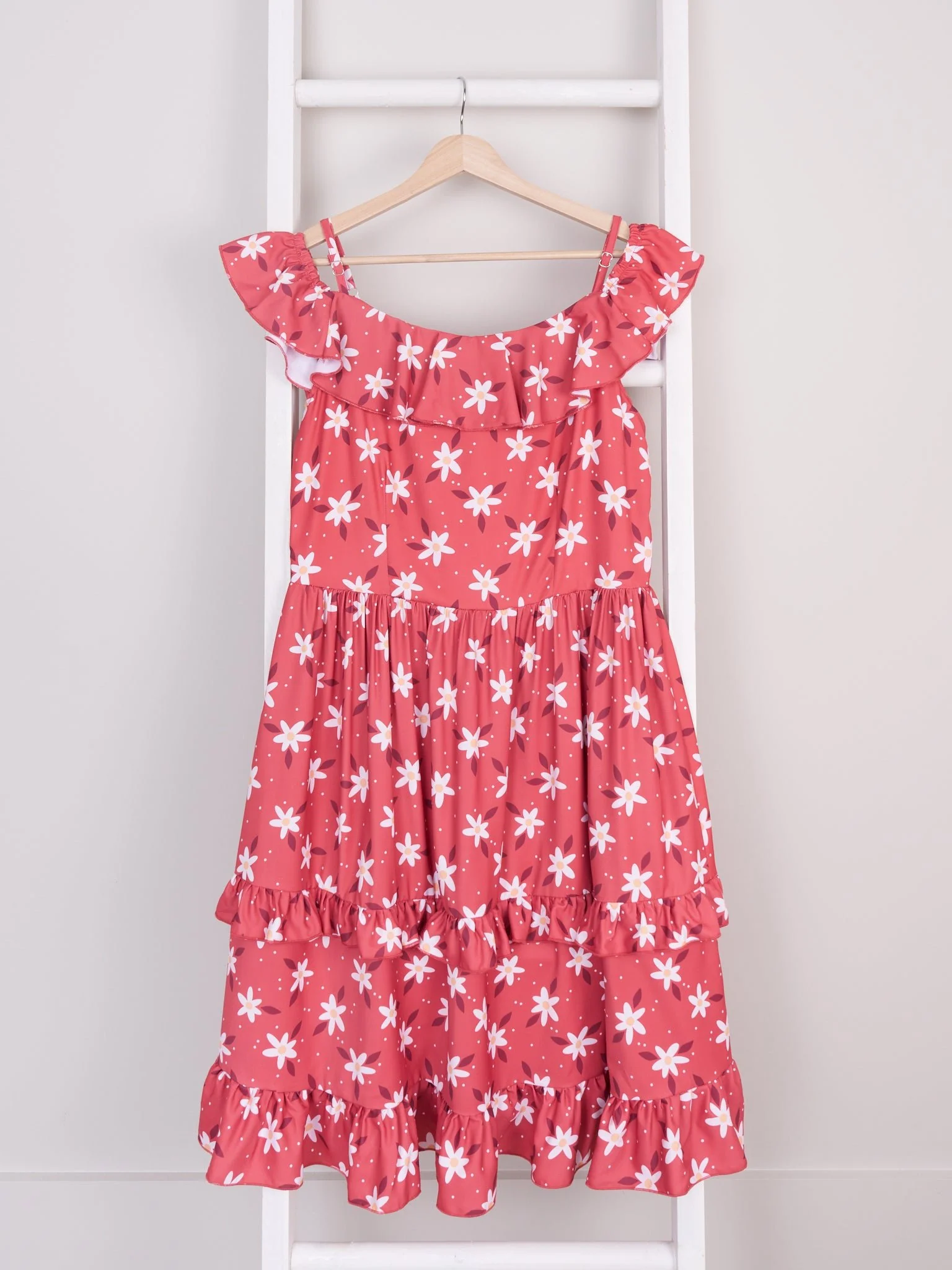 Mom & Me Red Daisy Ruffle Dress & Romper - Image 4