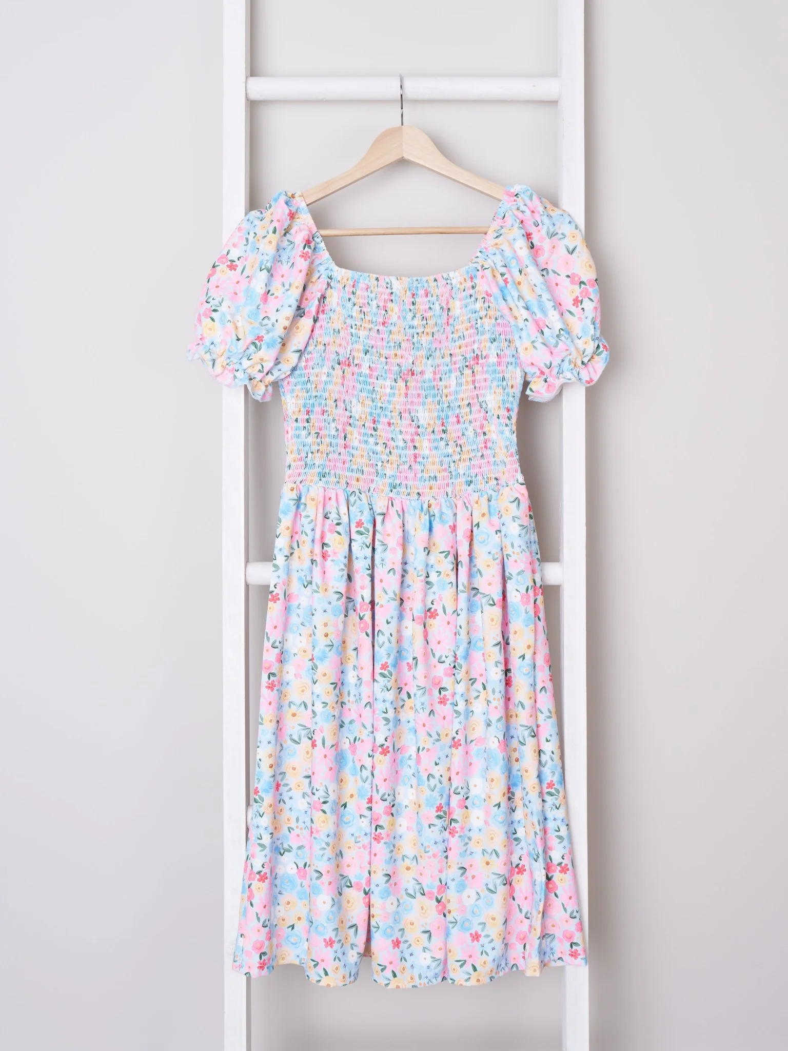 Mom & Me Smocked Floral Puff Sleeve Dress - Image 4