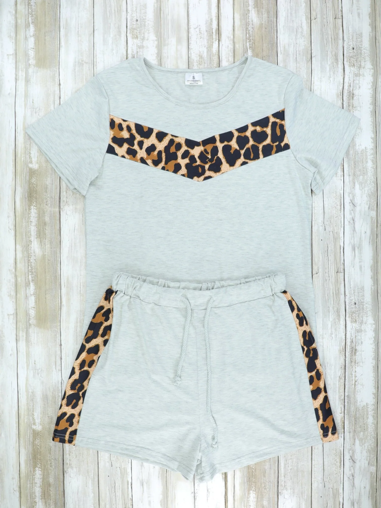 Mom & Me Grey Cheetah Loungewear Set - Image 4