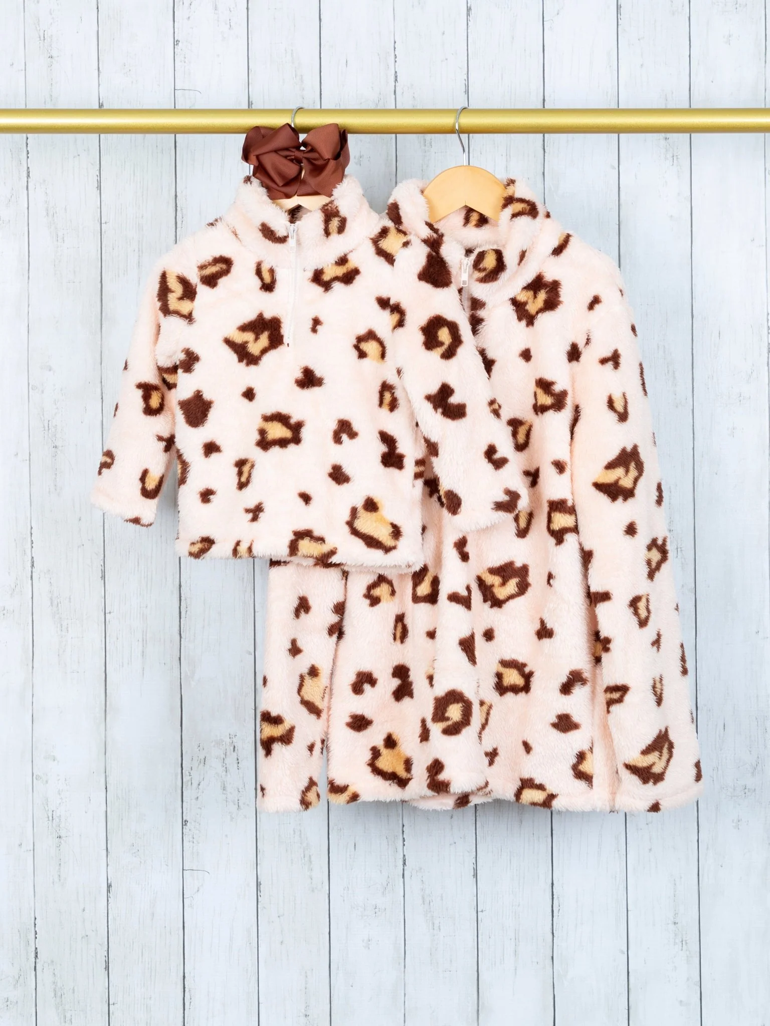 Mom & Me Pink Leopard Sherpa - Image 4