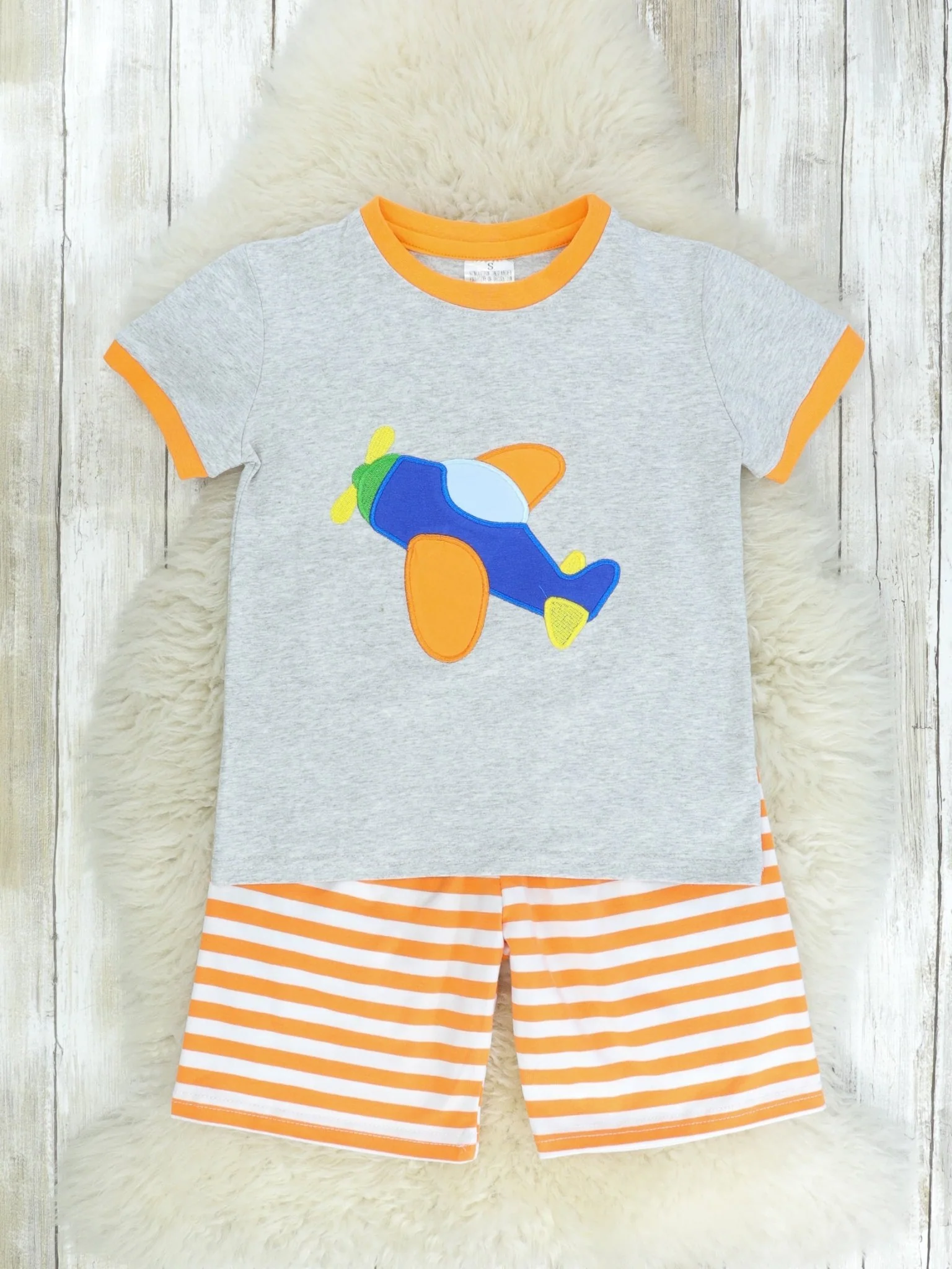 Orange & Grey Airplane Shorts Outfit