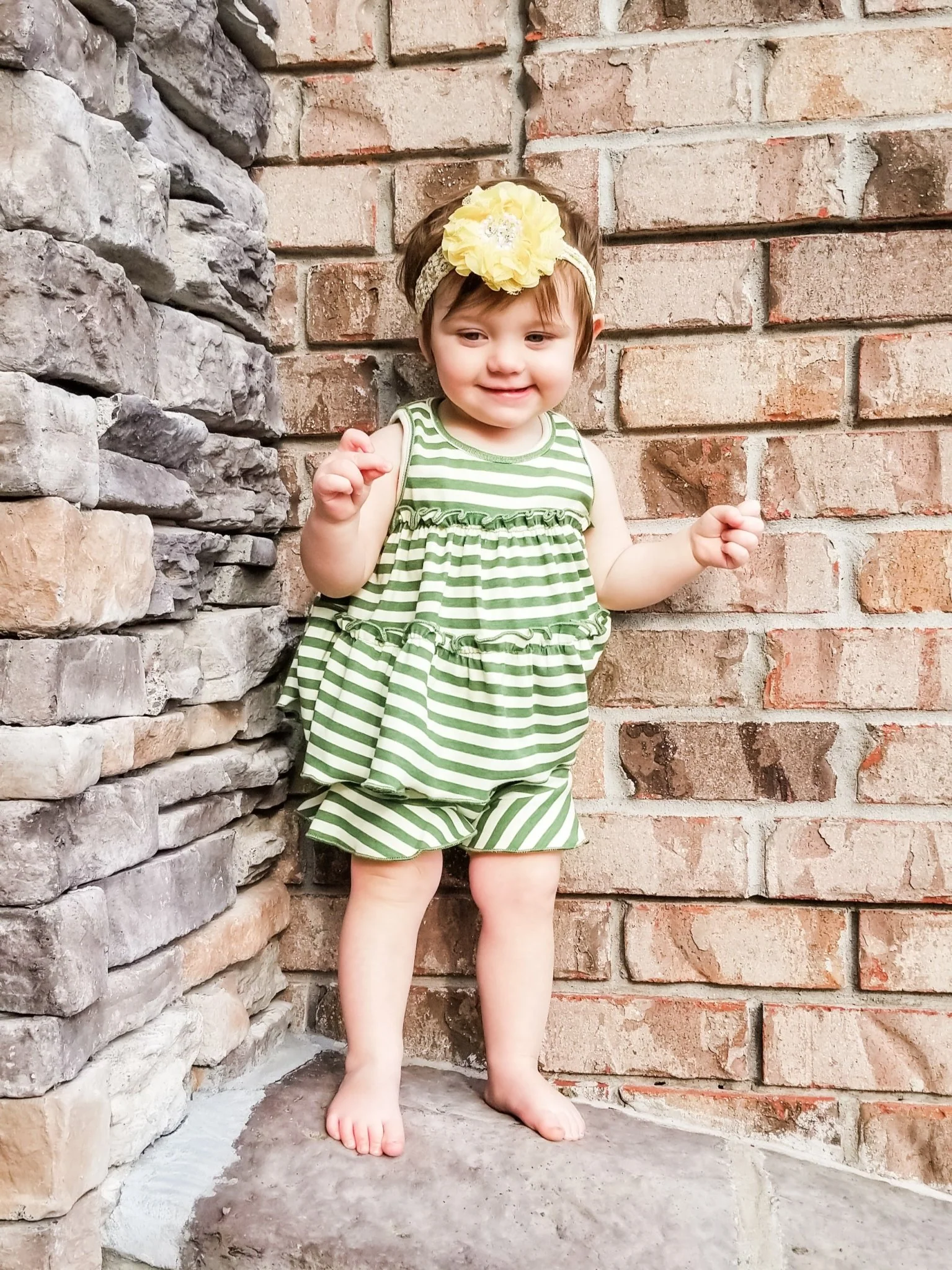 Pocket Ruffle Short - Olive/Cream Striped - Image 5