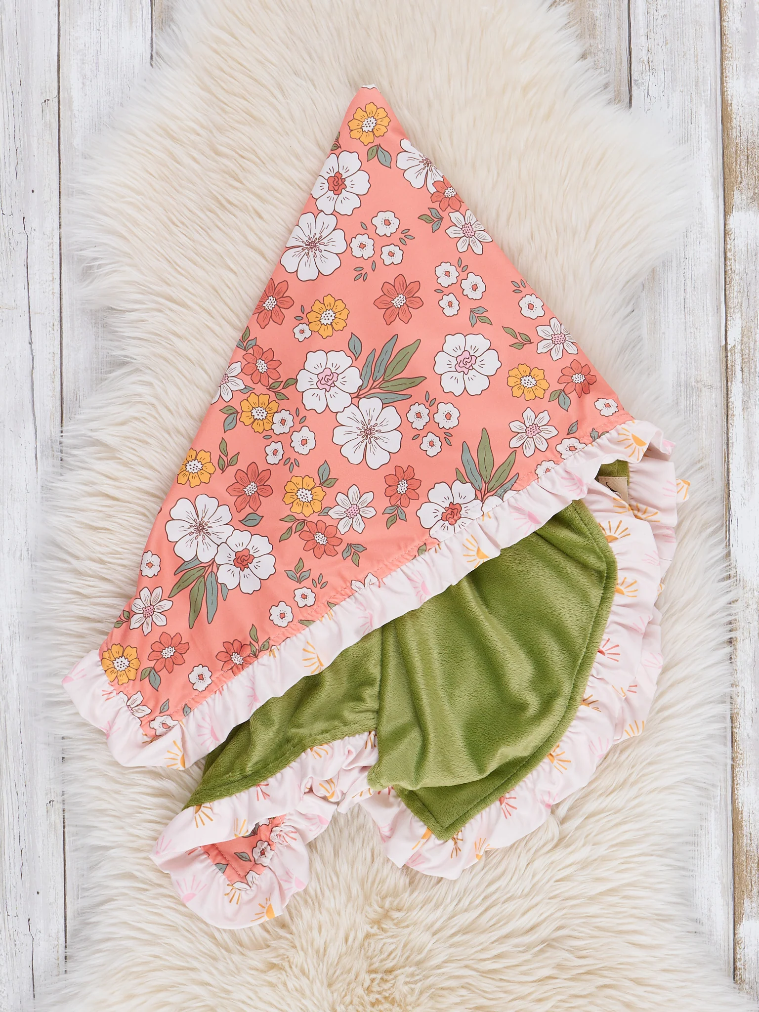 Peach & Green Daisy Garden Ruffle Minky Blanket