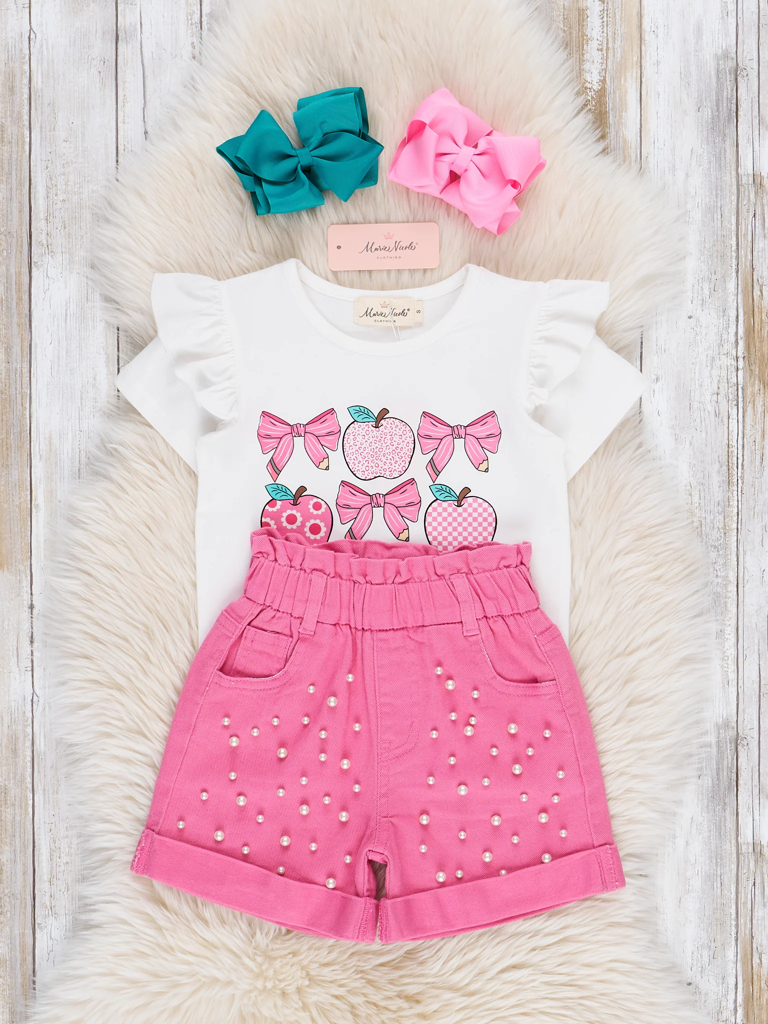 Pearly Apples Bows Outfit - Image 3