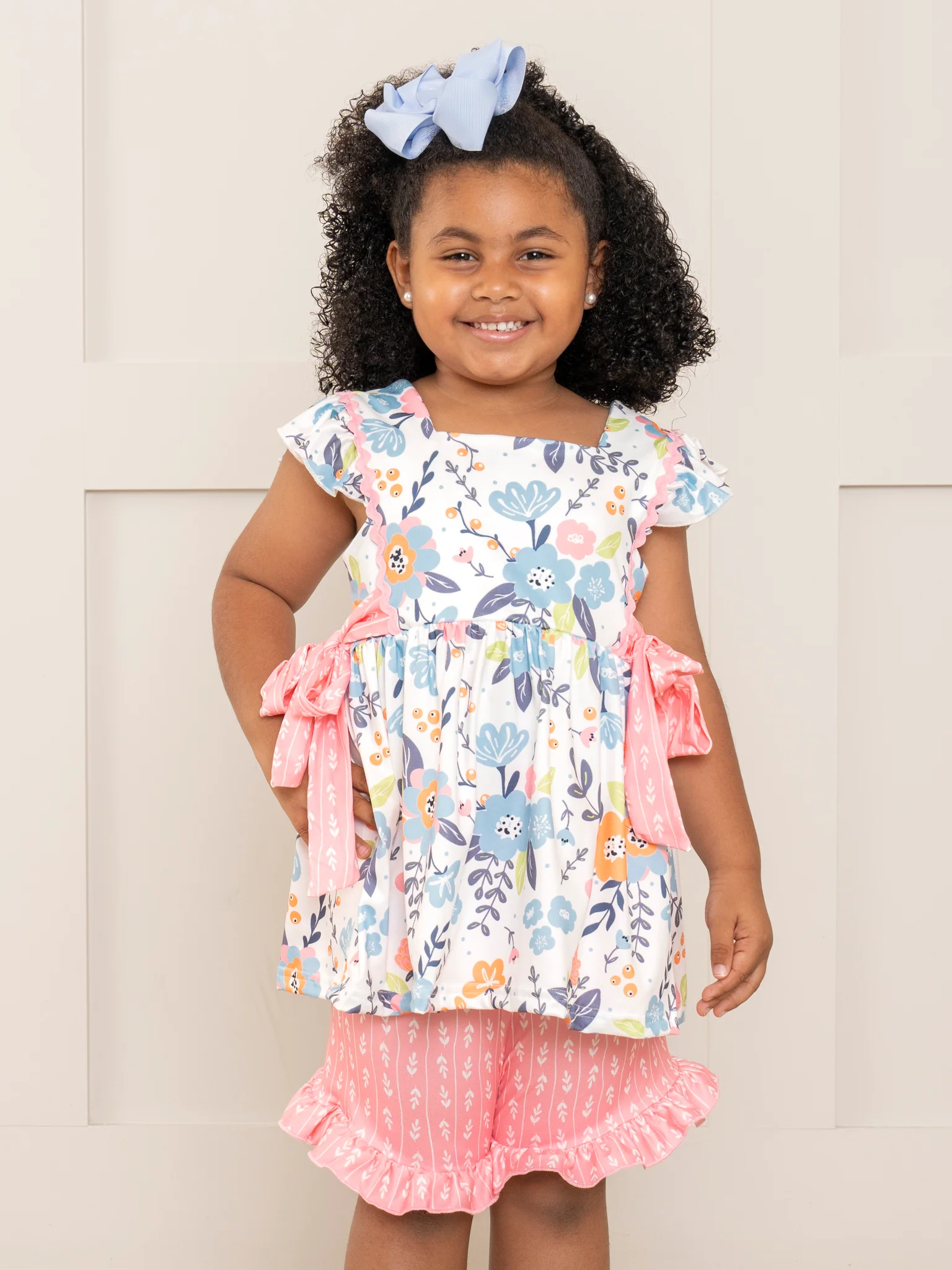 Pink & Blue Floral Bow Ruffle Outfit - Image 3