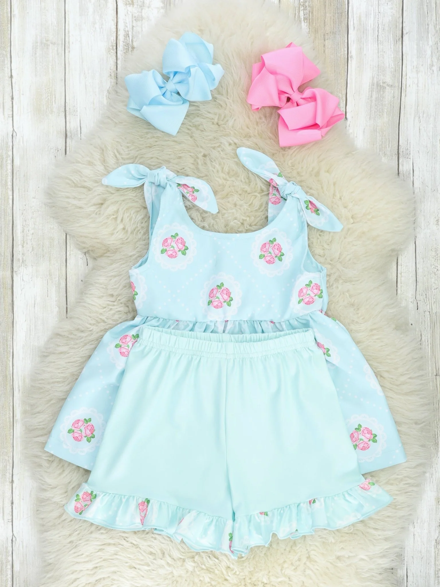 Pink Floral Tie Tank Outfit - Image 2