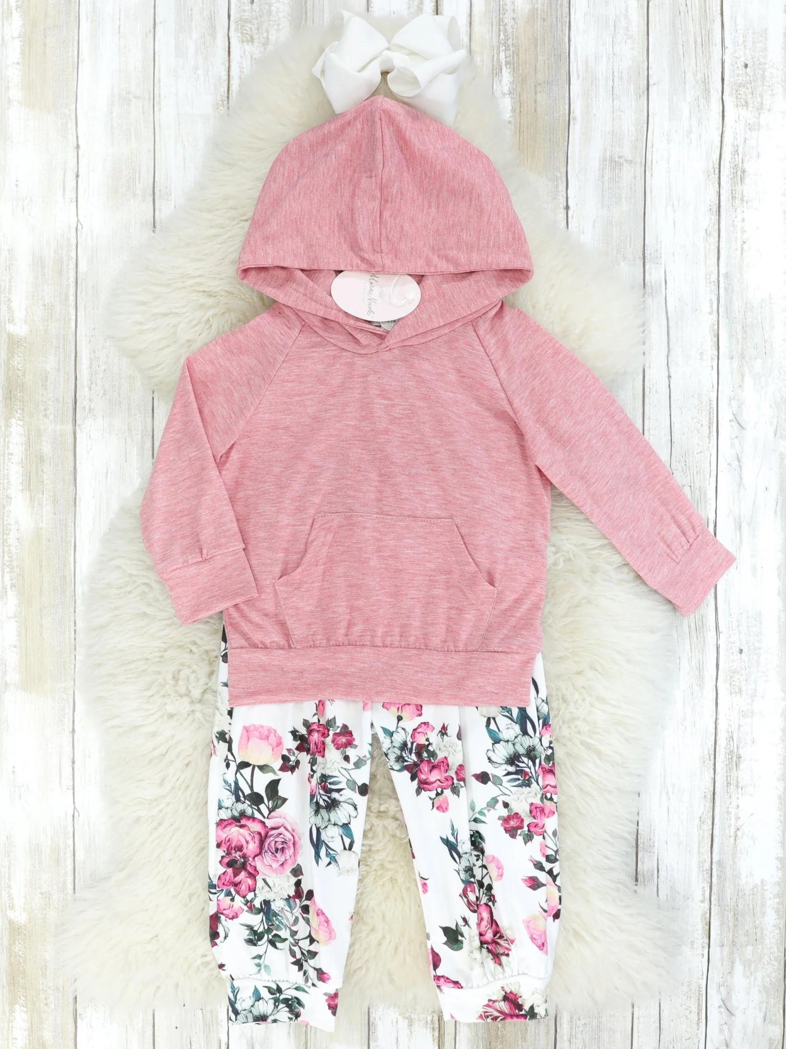 Pink Hoodie & Floral Joggers Outfit - Image 3