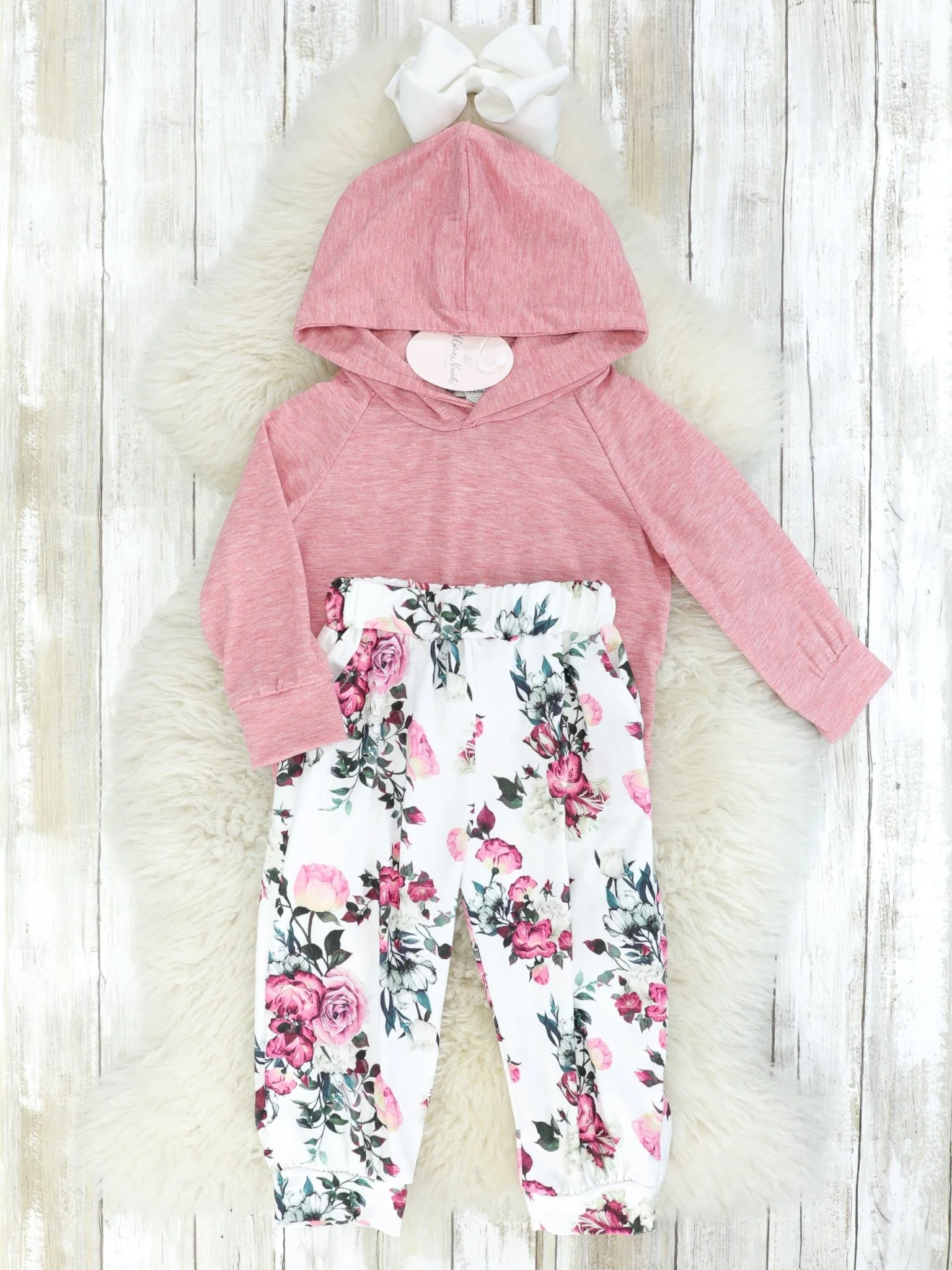 Pink Hoodie & Floral Joggers Outfit - Image 4