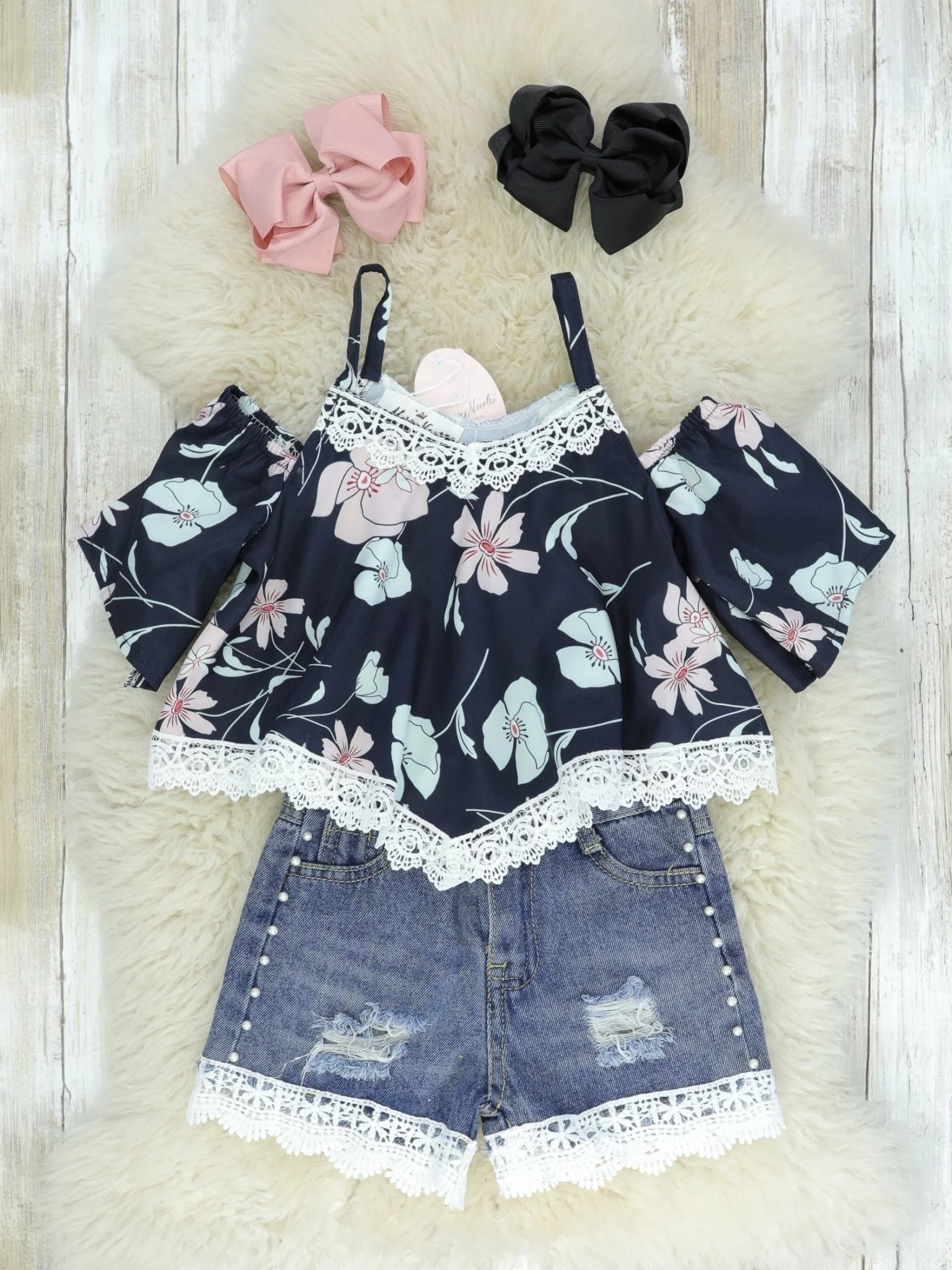 Pink & Navy Floral Lace Top & Denim Shorts Outfit