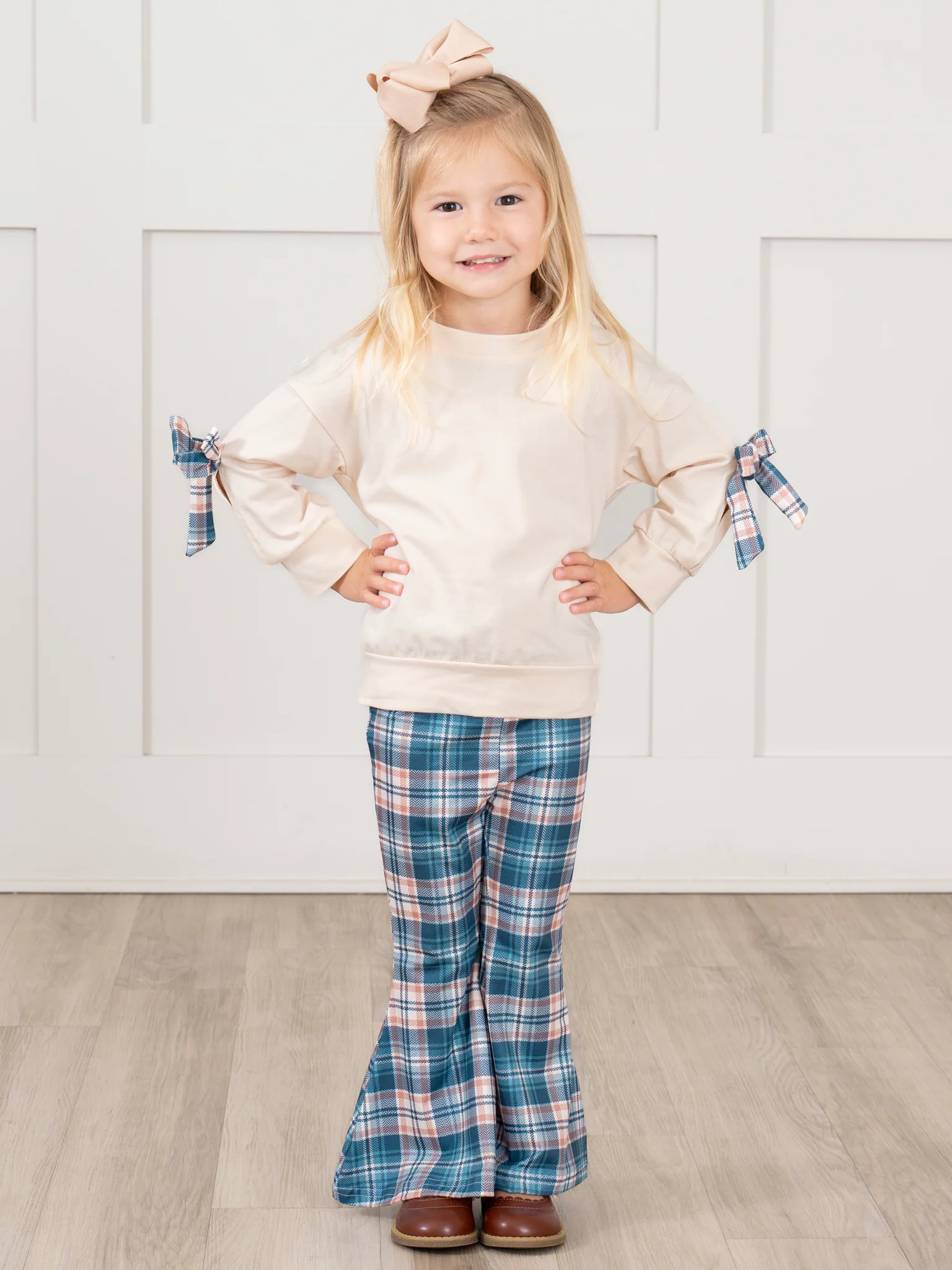Pretty in Plaid Bow Outfit - Image 5