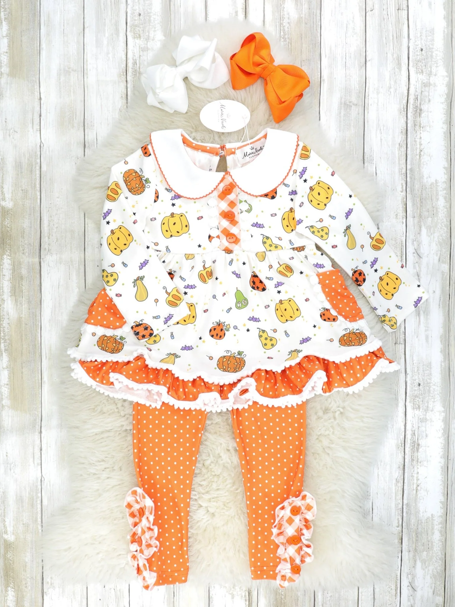 Pumpkin Spice & Spooky Nights Vintage Outfit