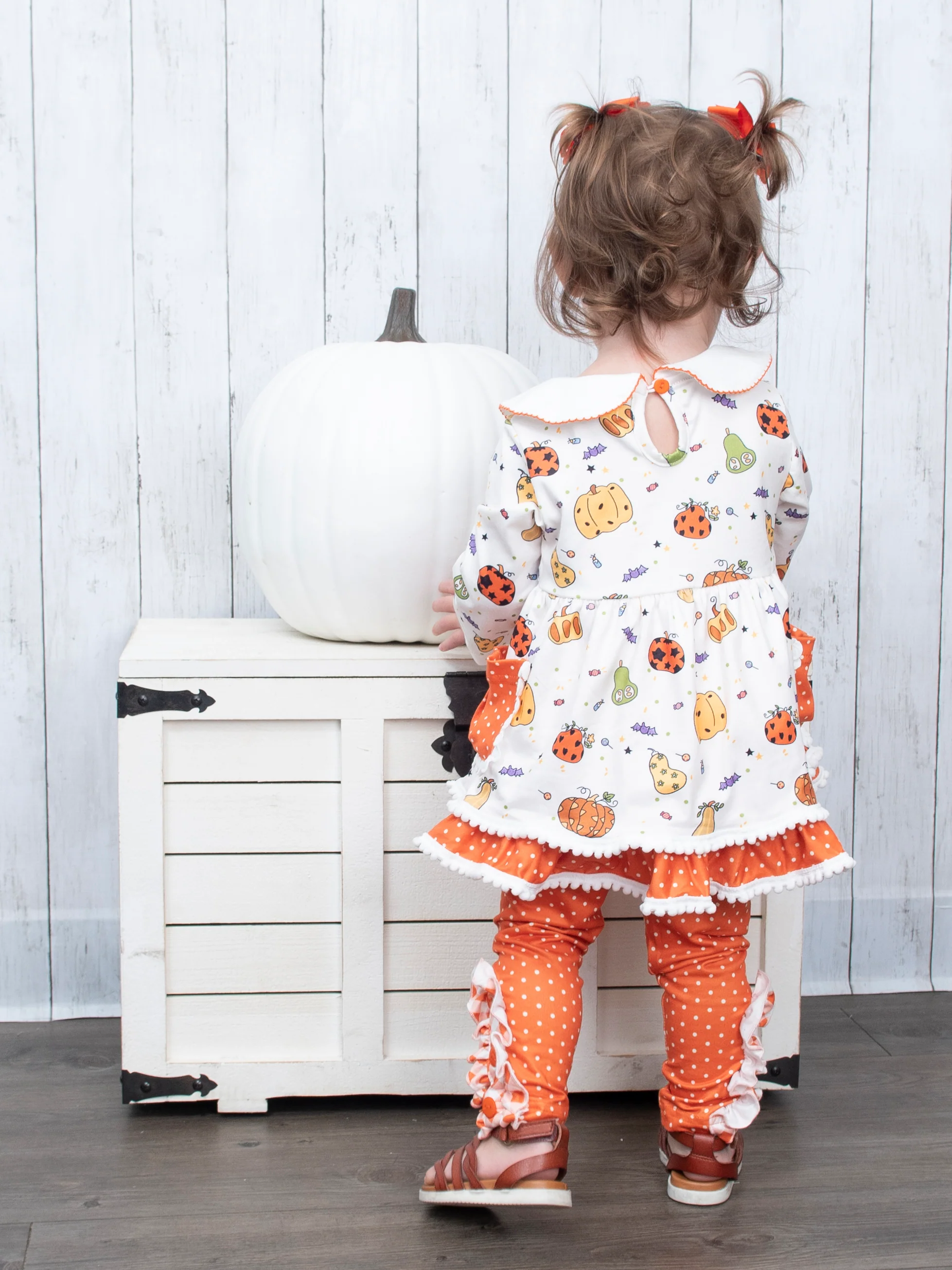 Pumpkin Spice & Spooky Nights Vintage Outfit - Image 4