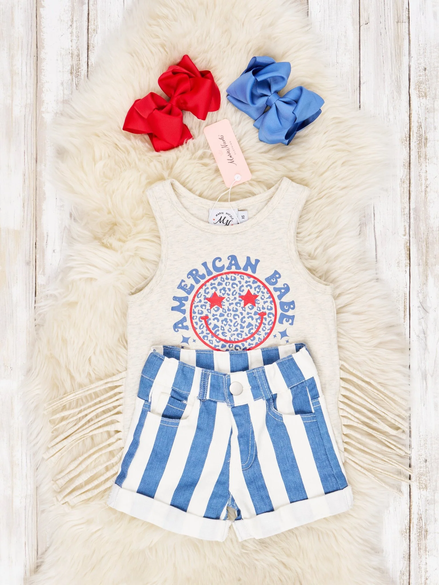 Retro "American Babe" Smiley Outfit - Image 2