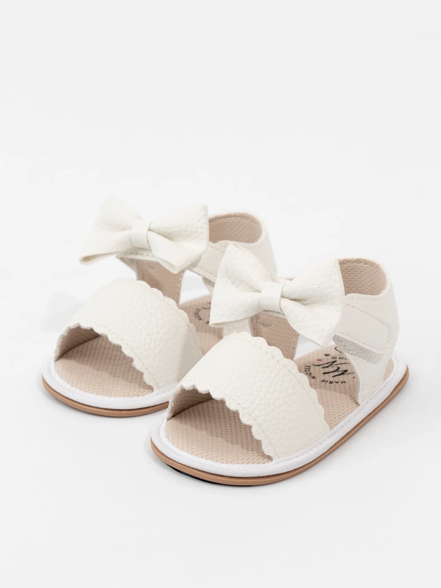 Scalloped Bows Baby Sandals - Image 3