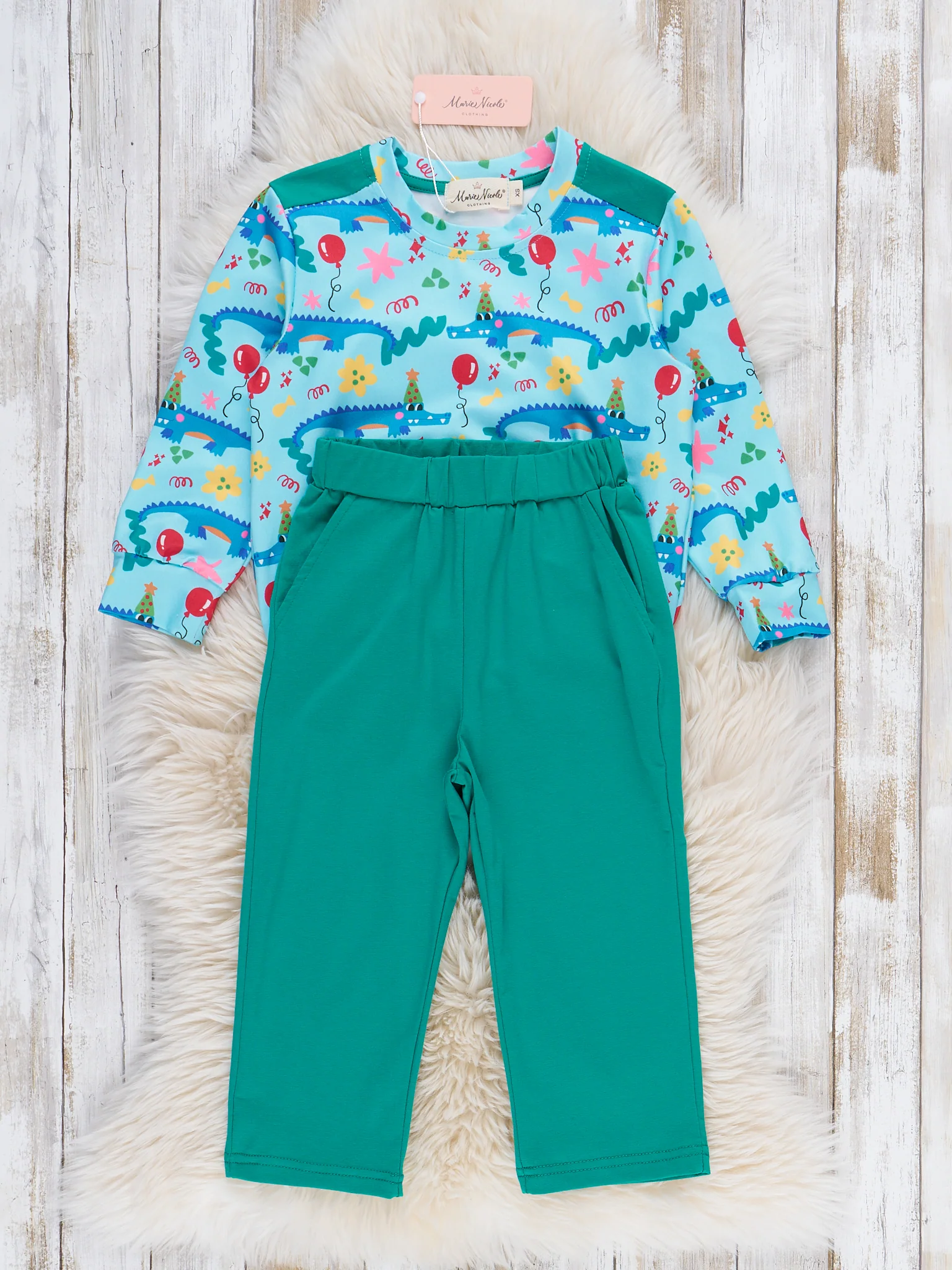 Splashy Gator Birthday Outfit - Image 3
