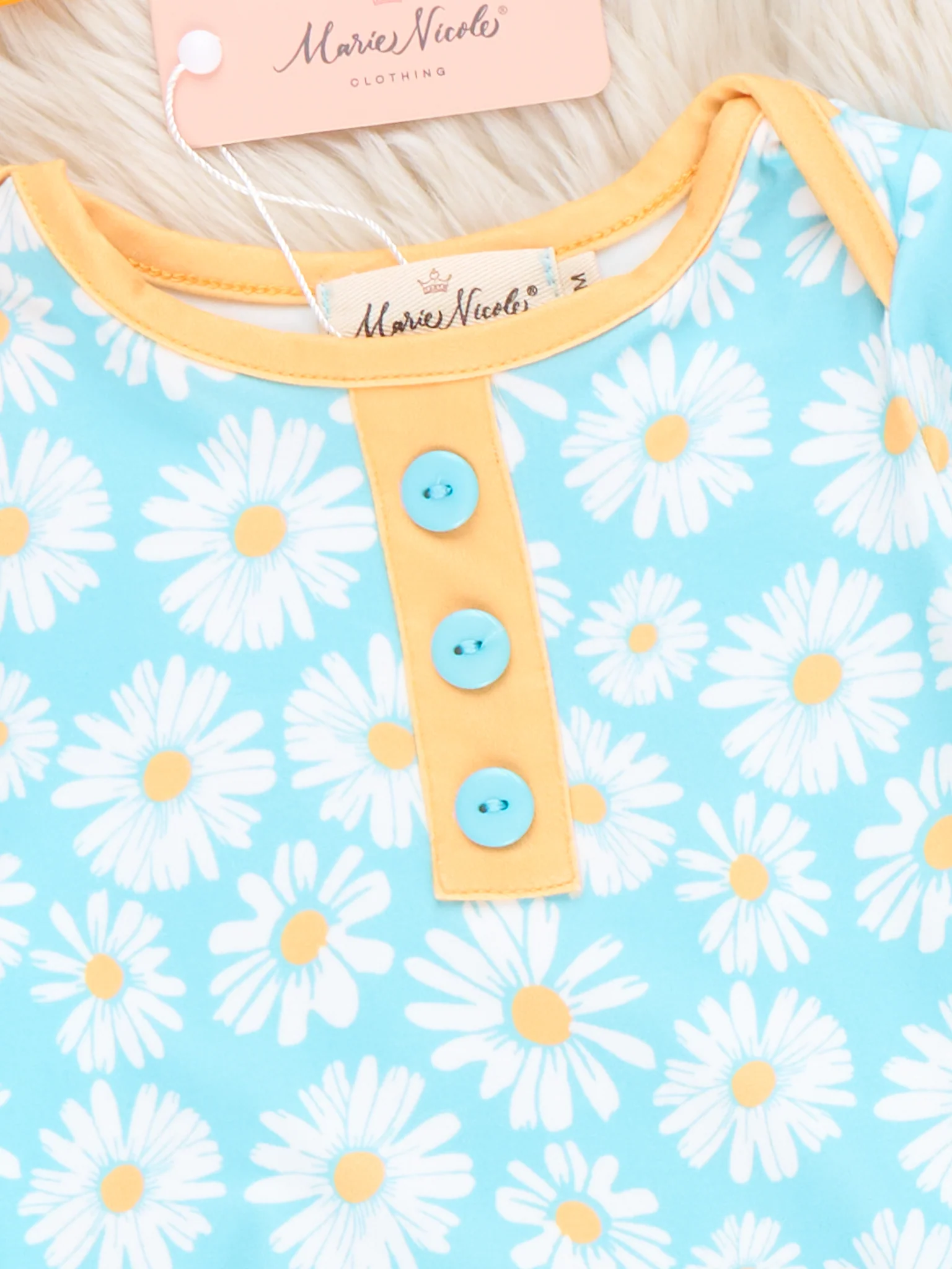 Spring Fling Daisy Knot Gown - Image 2