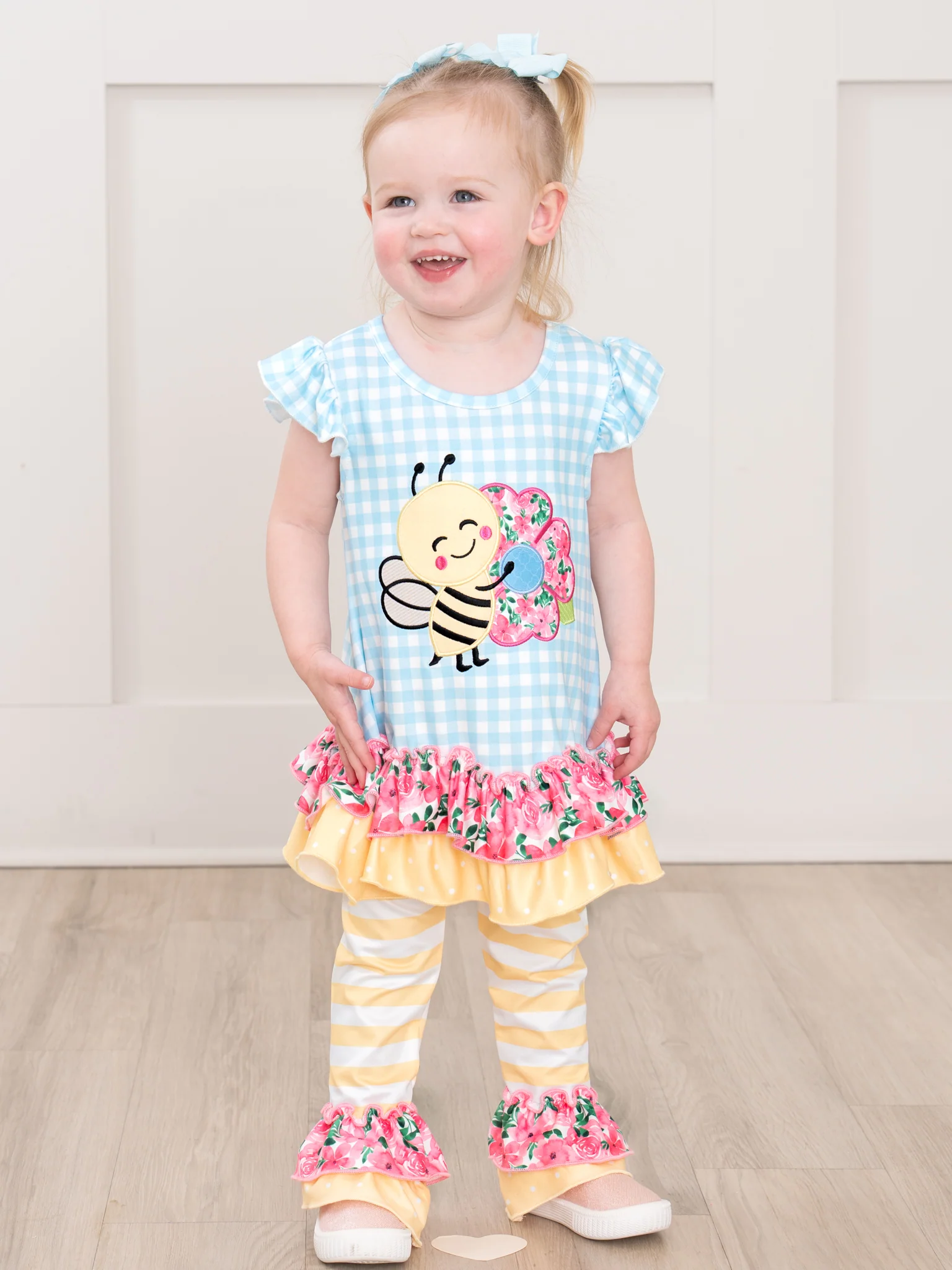 Sweet Bee Embroidered Ruffle Outfit - Image 5